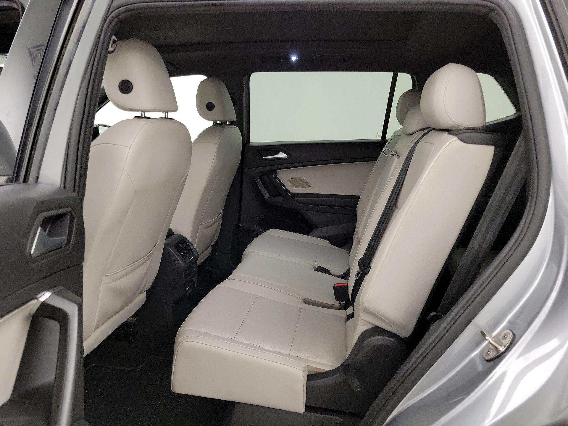 Thumbnail: 2021 Volkswagen Tiguan - 20