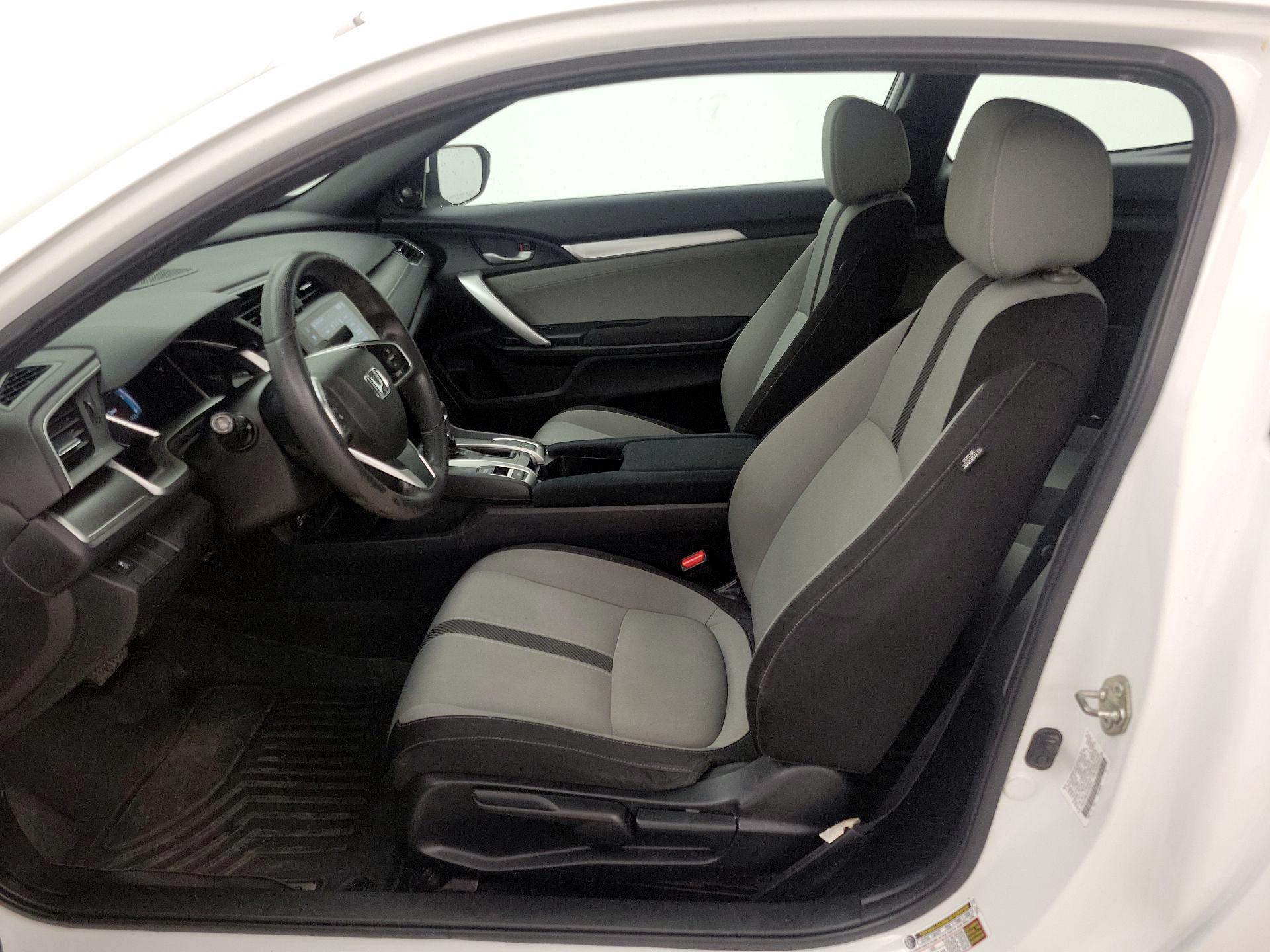 Thumbnail: 2016 Honda Civic - 11