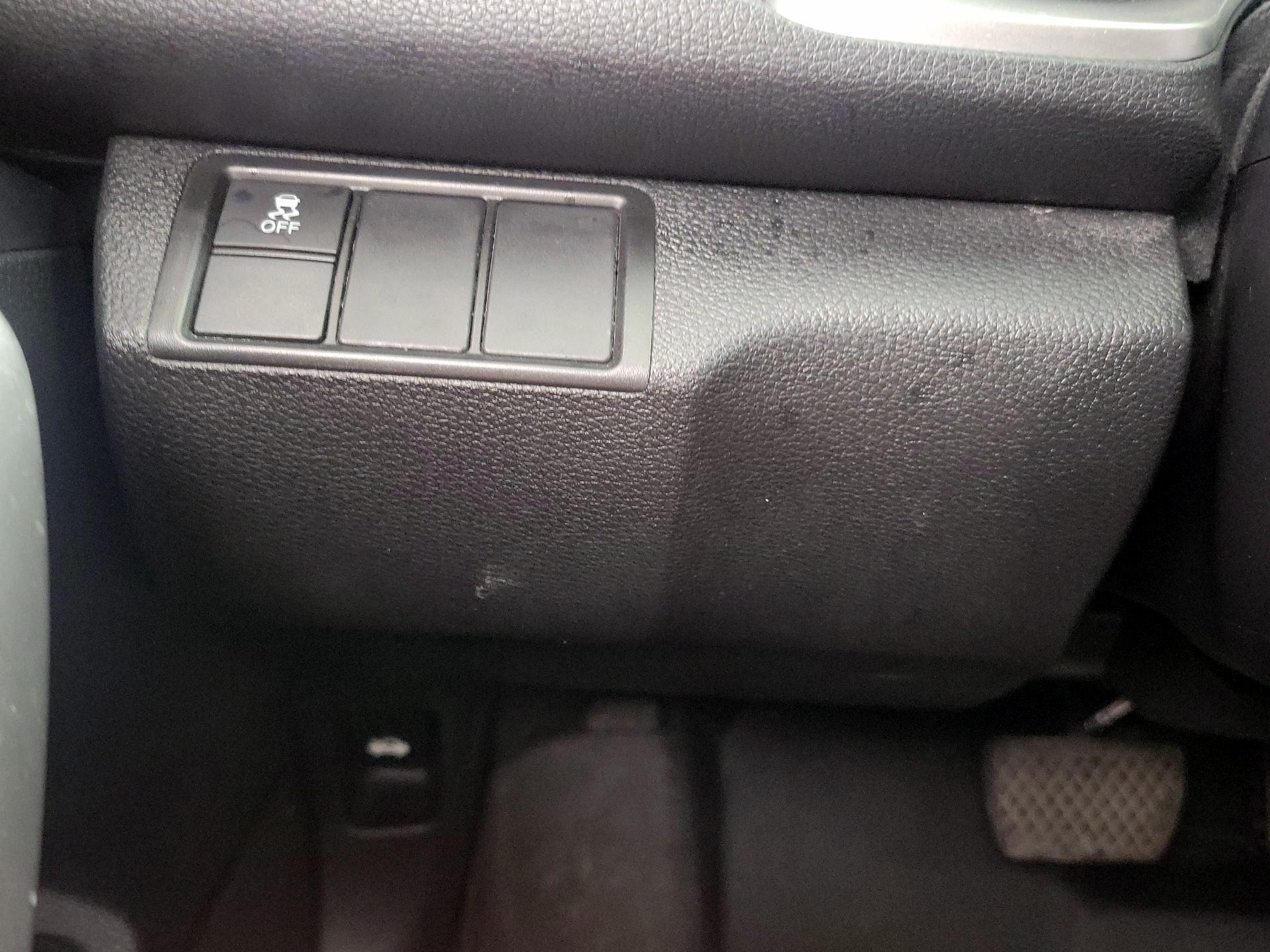 Thumbnail: 2016 Honda Civic - 13