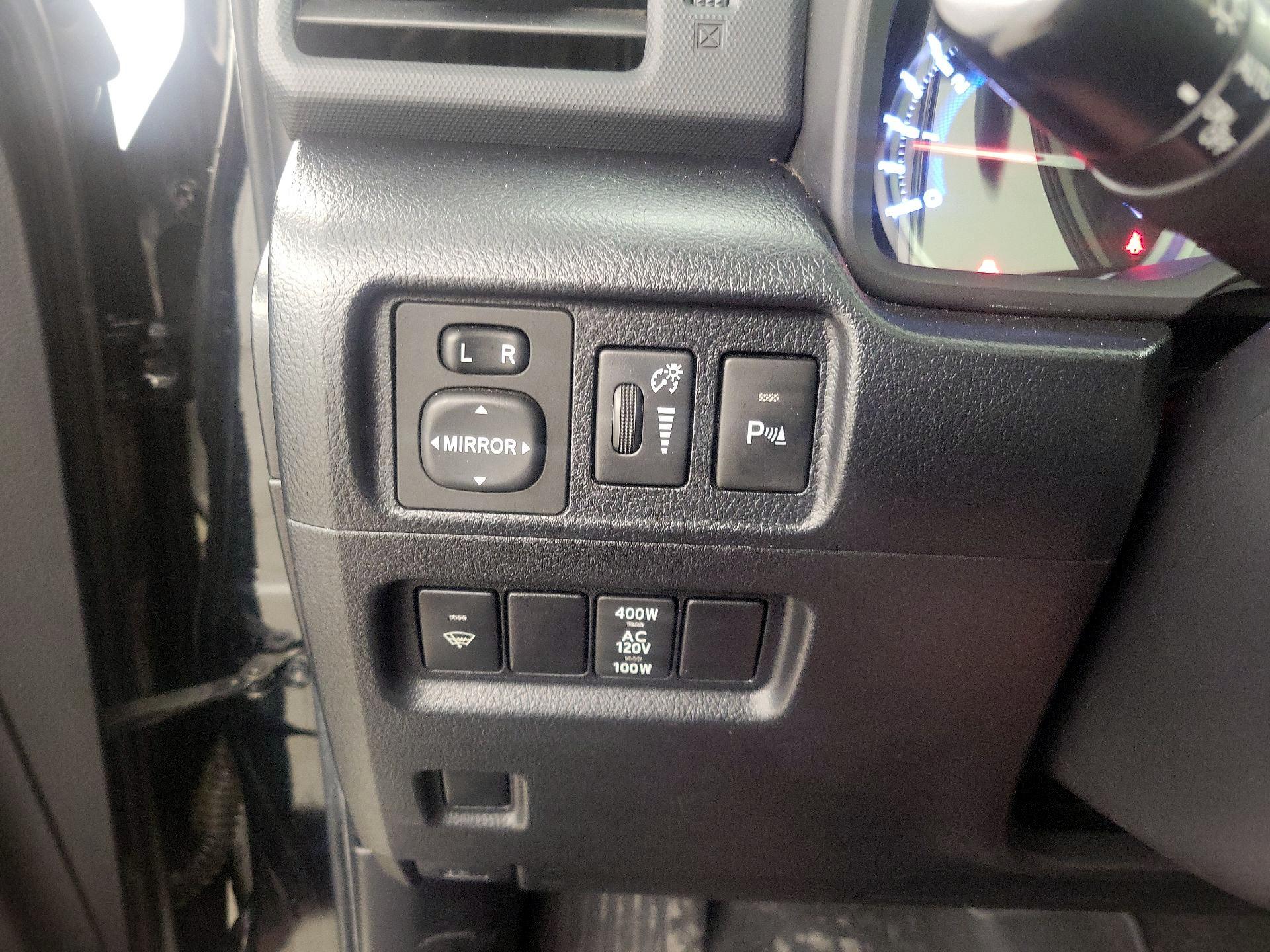 Thumbnail: 2019 Toyota 4Runner - 13