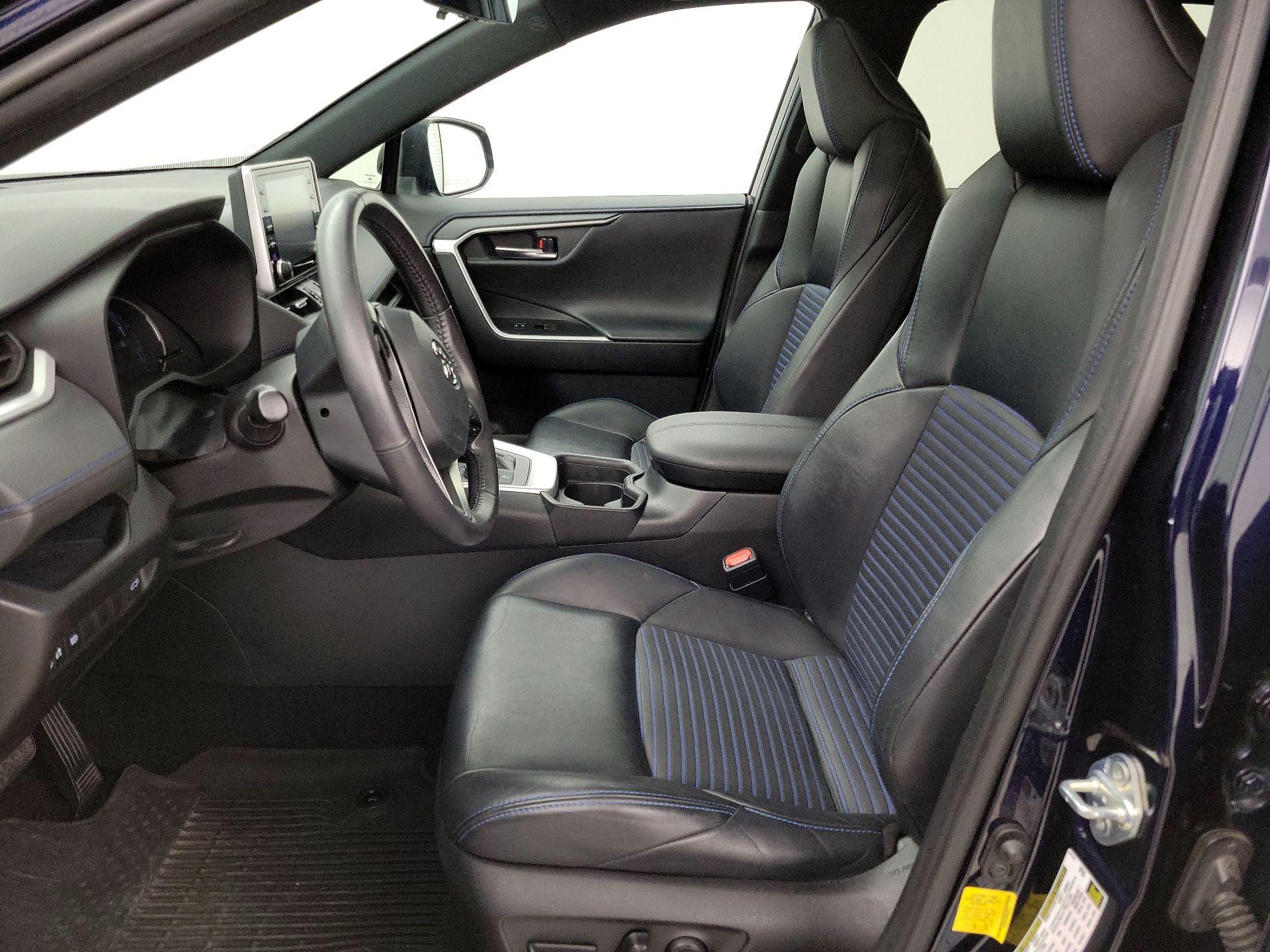 Thumbnail: 2021 Toyota RAV4 - 11