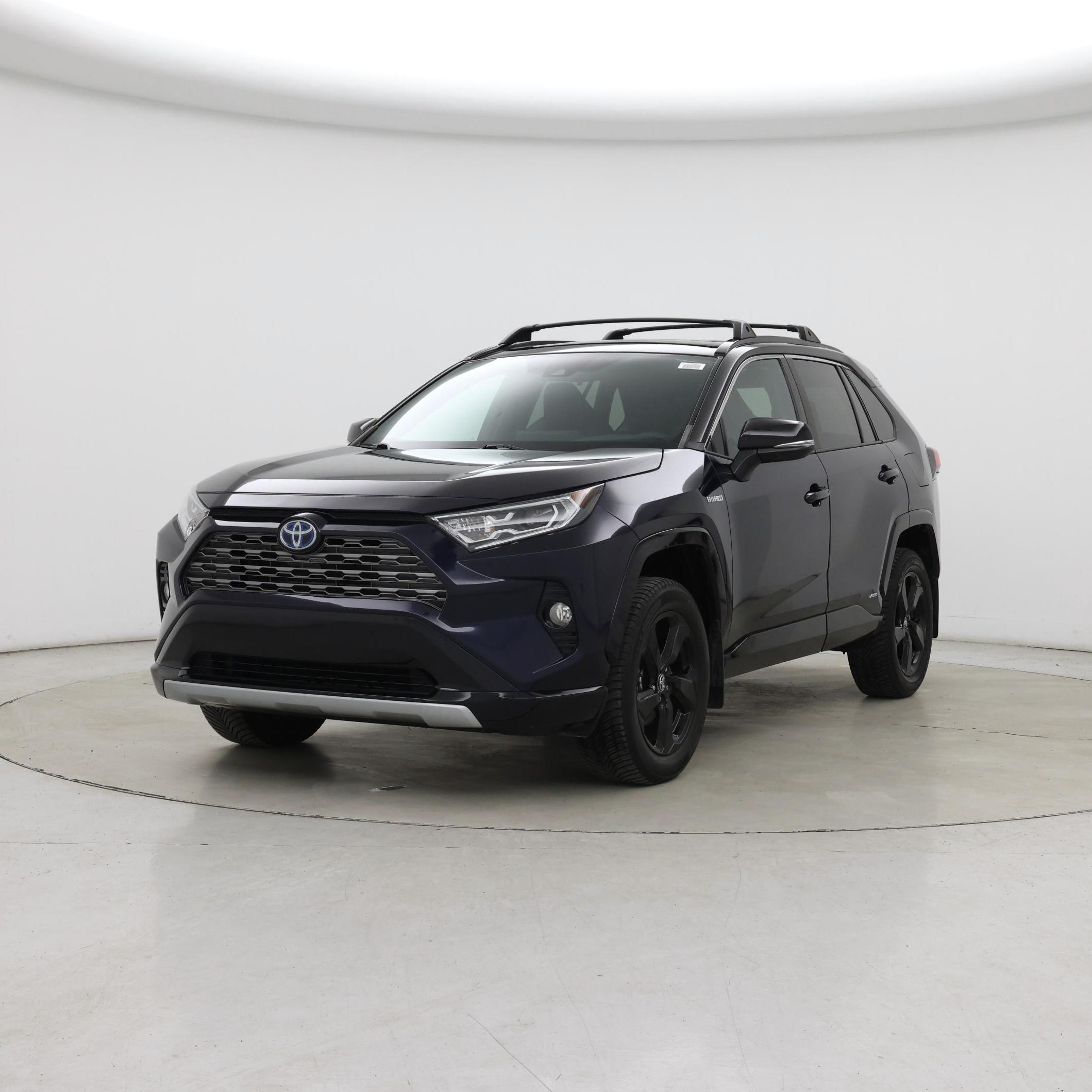 Thumbnail: 2021 Toyota RAV4 - 4