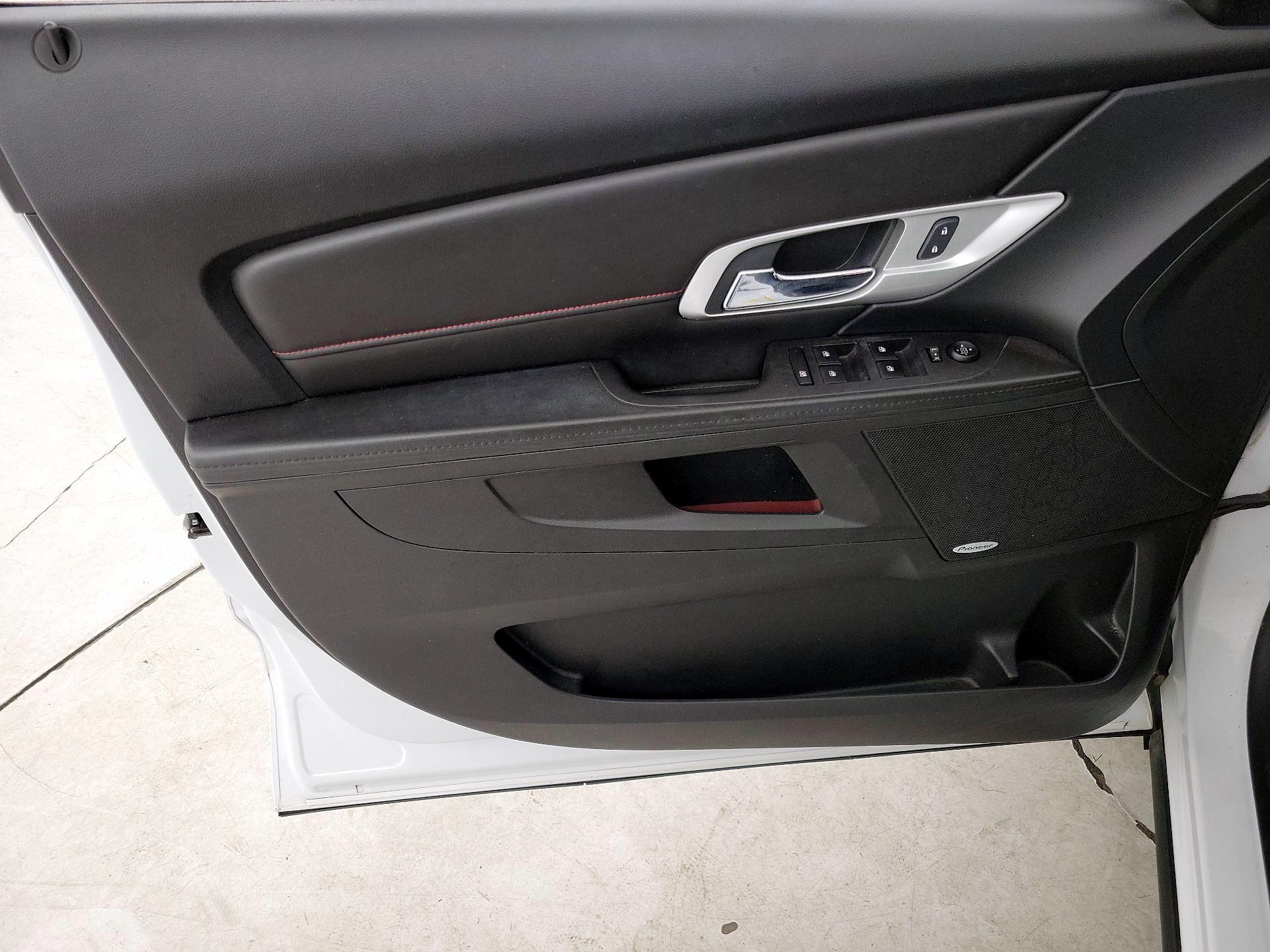 Thumbnail: 2016 GMC Terrain - 12