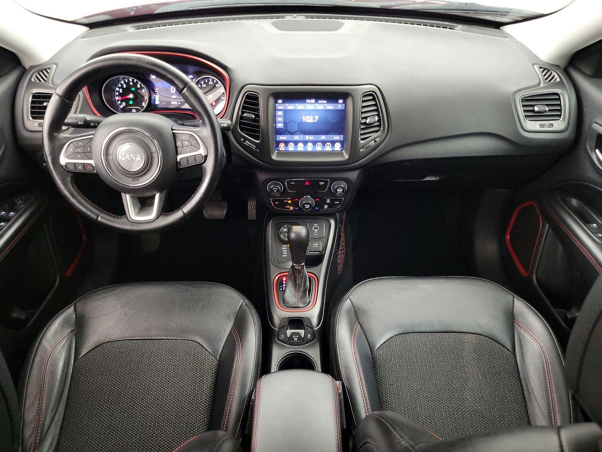 Thumbnail: 2020 Jeep Compass - 9