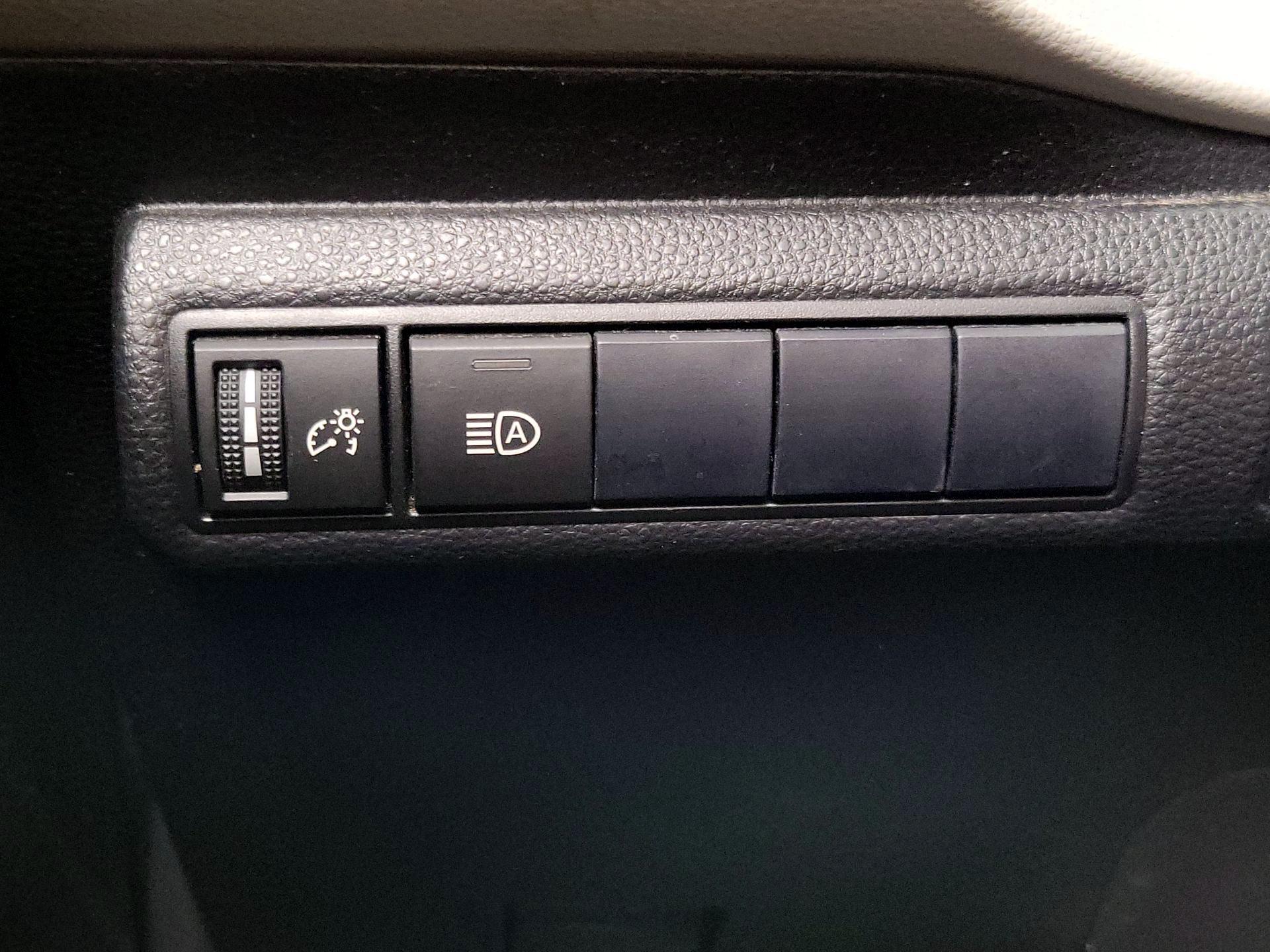 Thumbnail: 2022 Toyota Corolla - 13