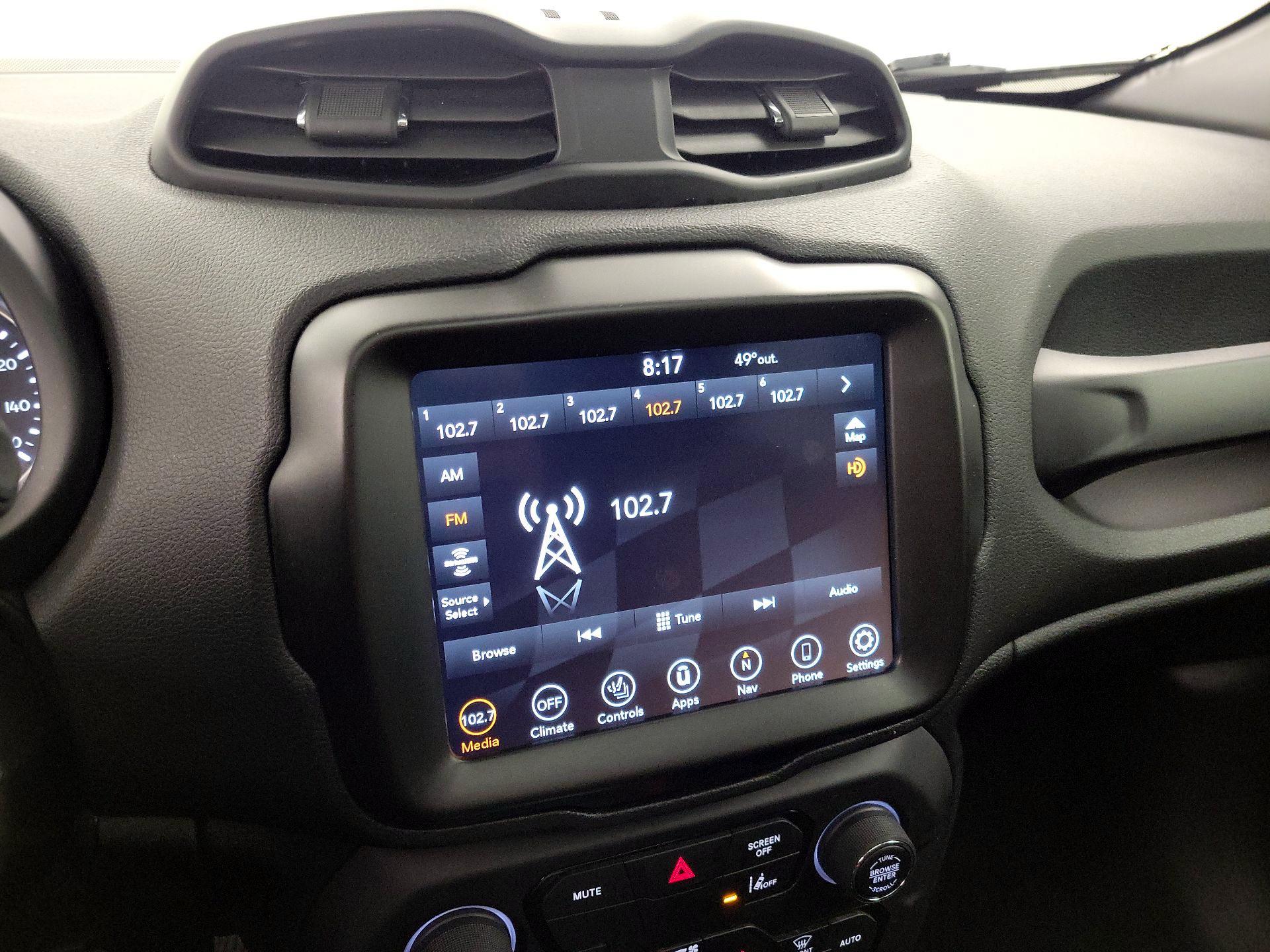 Thumbnail: 2022 Jeep Renegade - 16