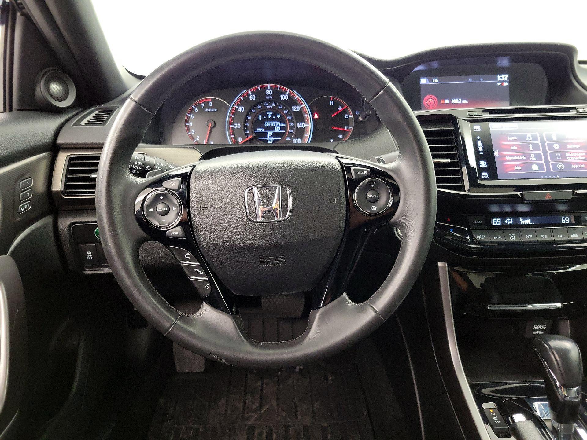 Thumbnail: 2017 Honda Accord - 10