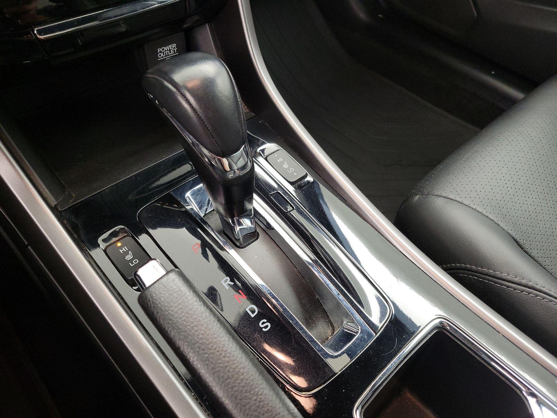 Thumbnail: 2017 Honda Accord - 17