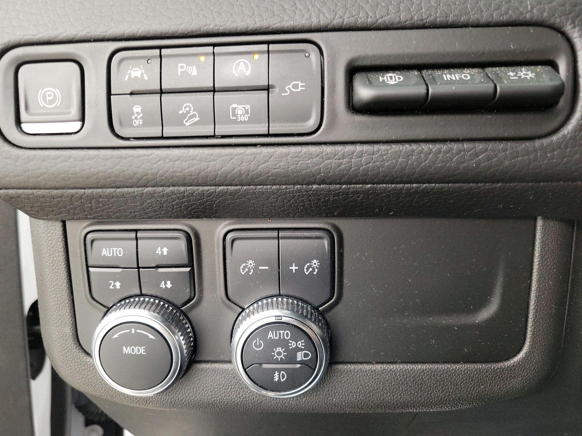 Thumbnail: 2022 GMC Yukon - 13