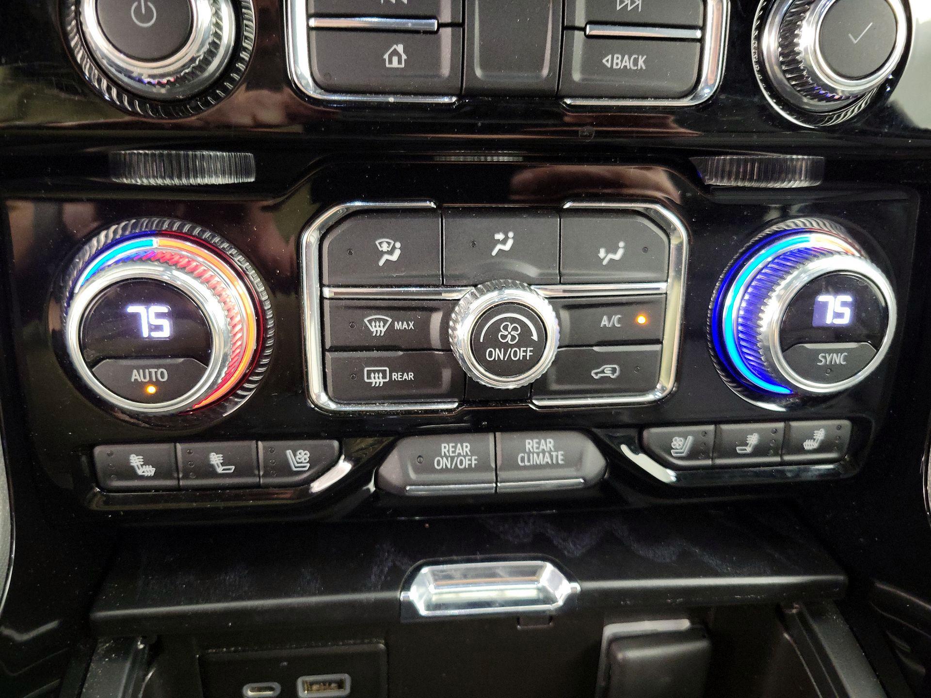 Thumbnail: 2022 GMC Yukon - 16