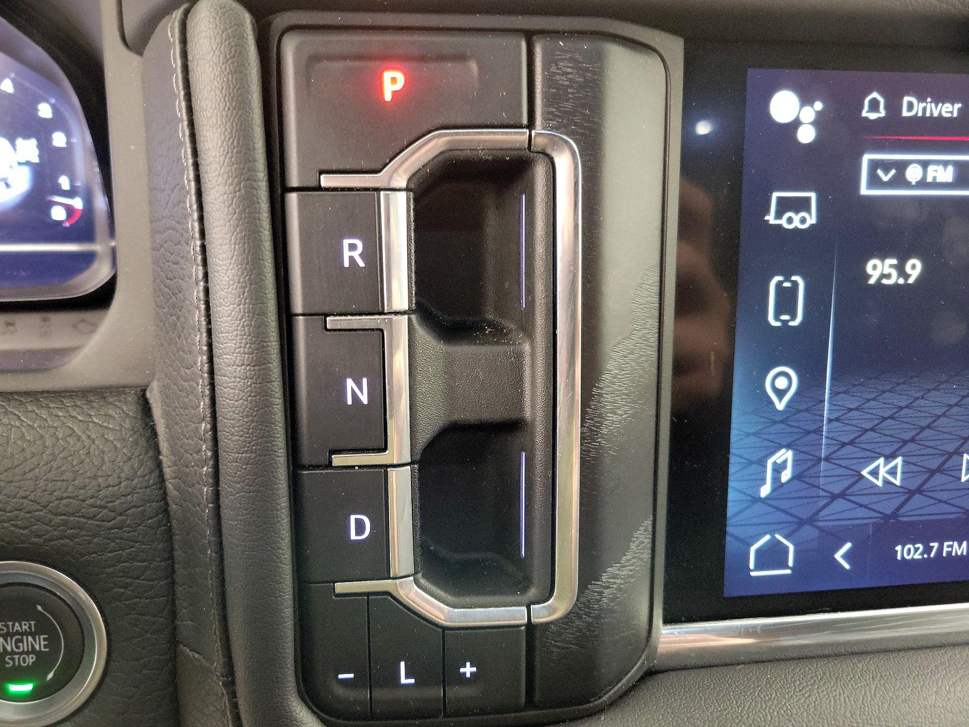 Thumbnail: 2022 GMC Yukon - 17