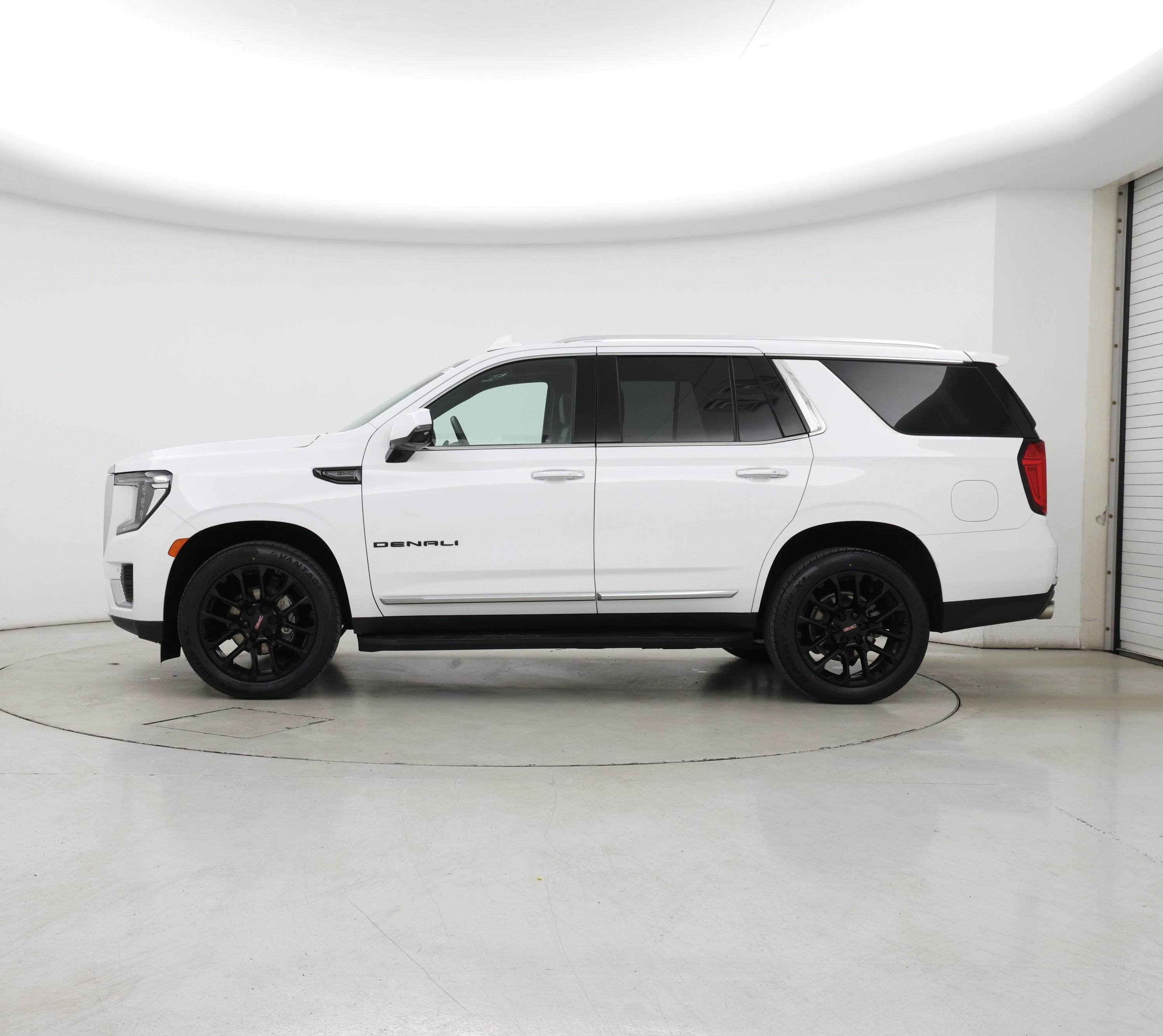 Thumbnail: 2022 GMC Yukon - 3