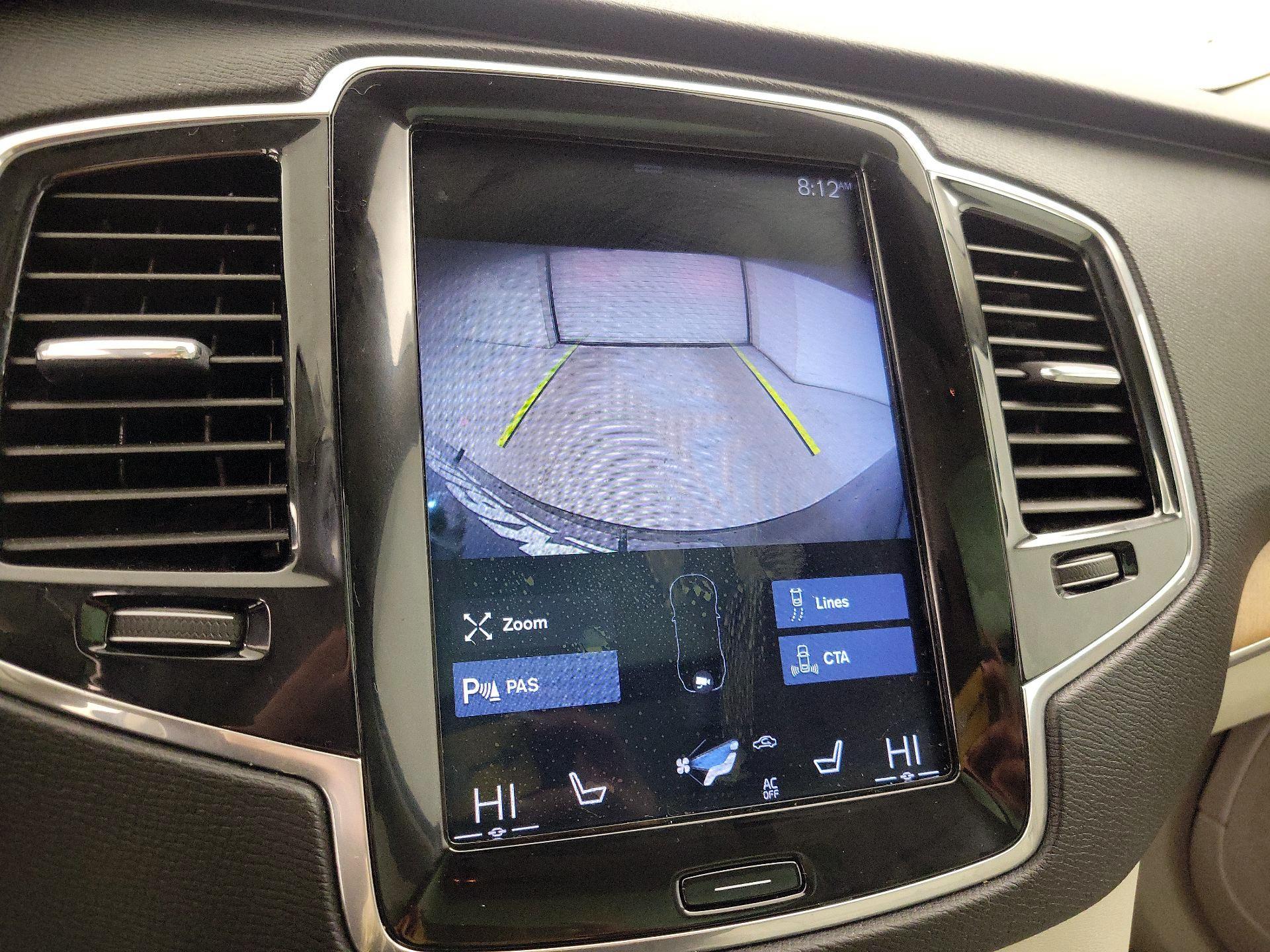 Thumbnail: 2018 Volvo XC90 - 14