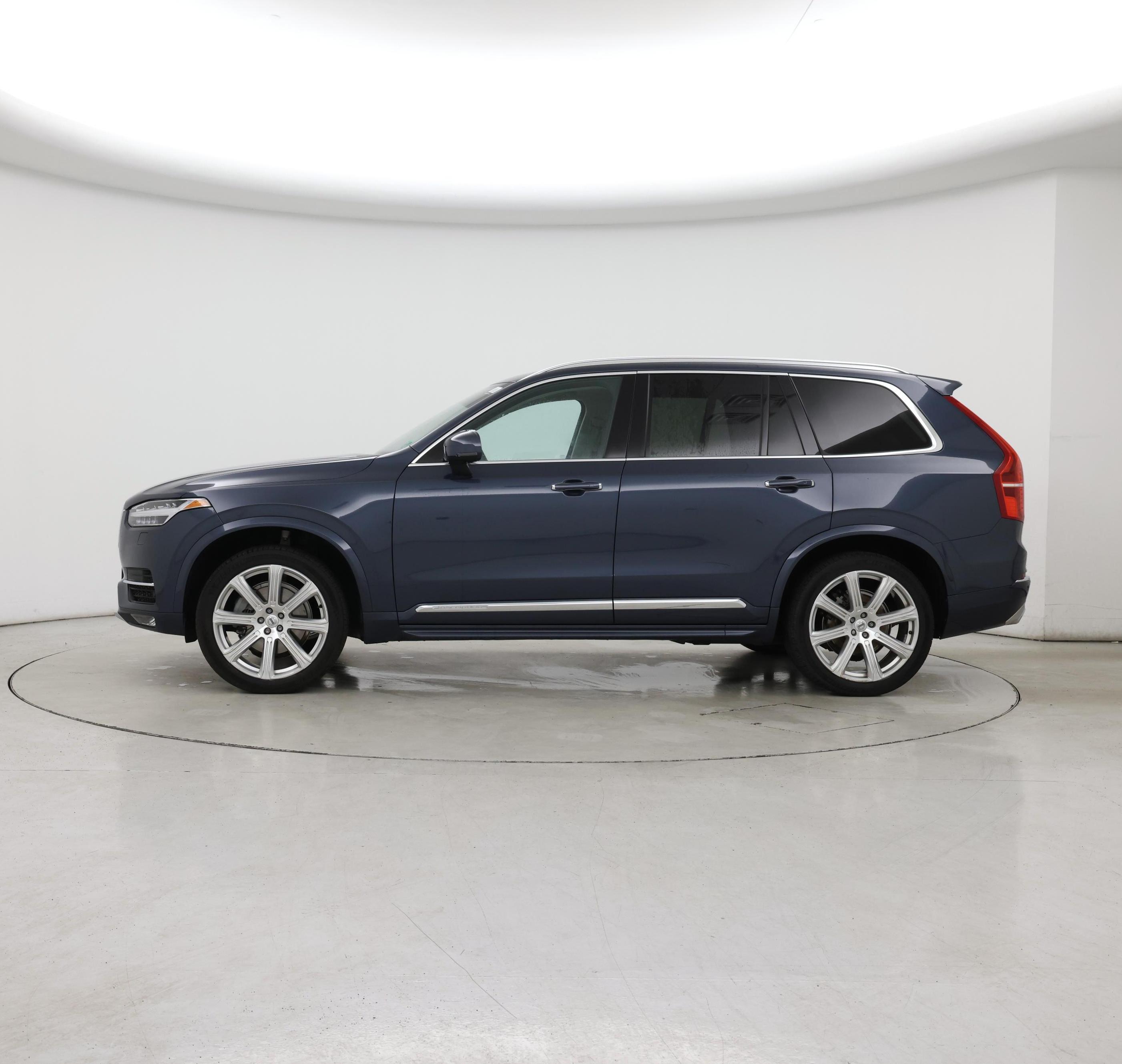 Thumbnail: 2018 Volvo XC90 - 3