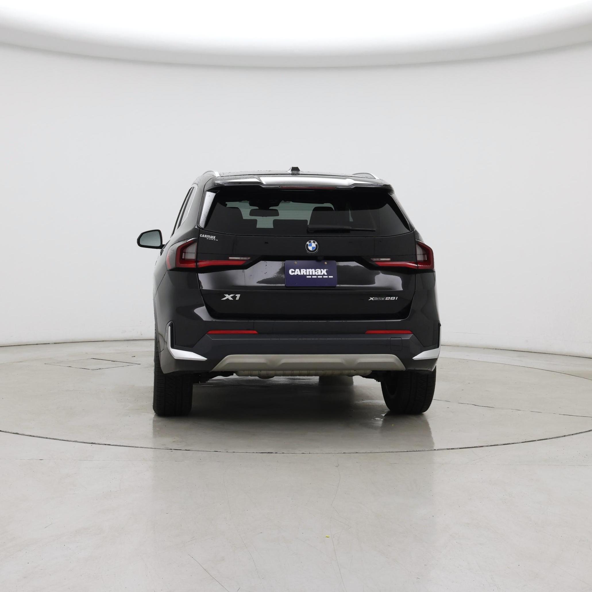 Thumbnail: 2023 BMW X1 - 6