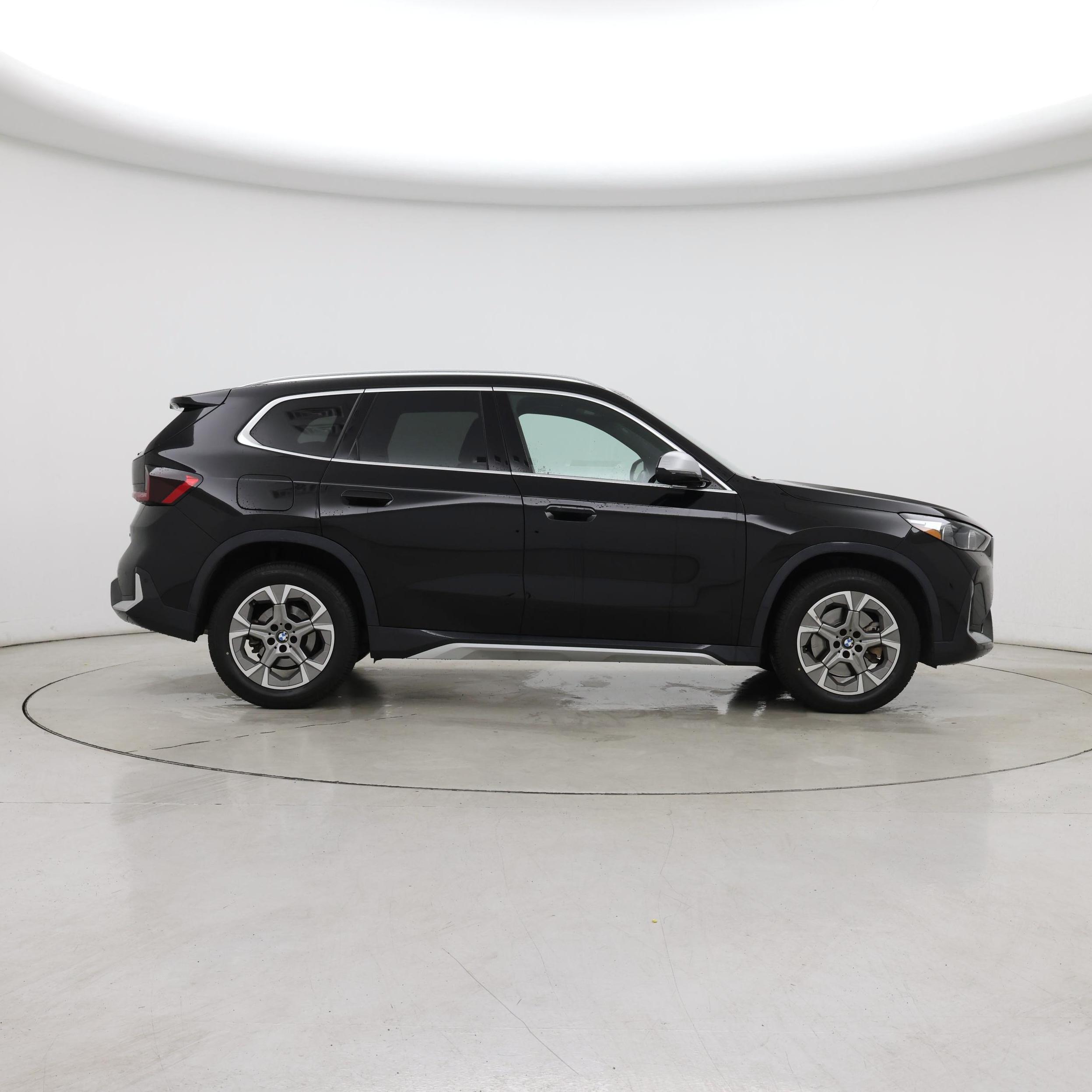Thumbnail: 2023 BMW X1 - 7