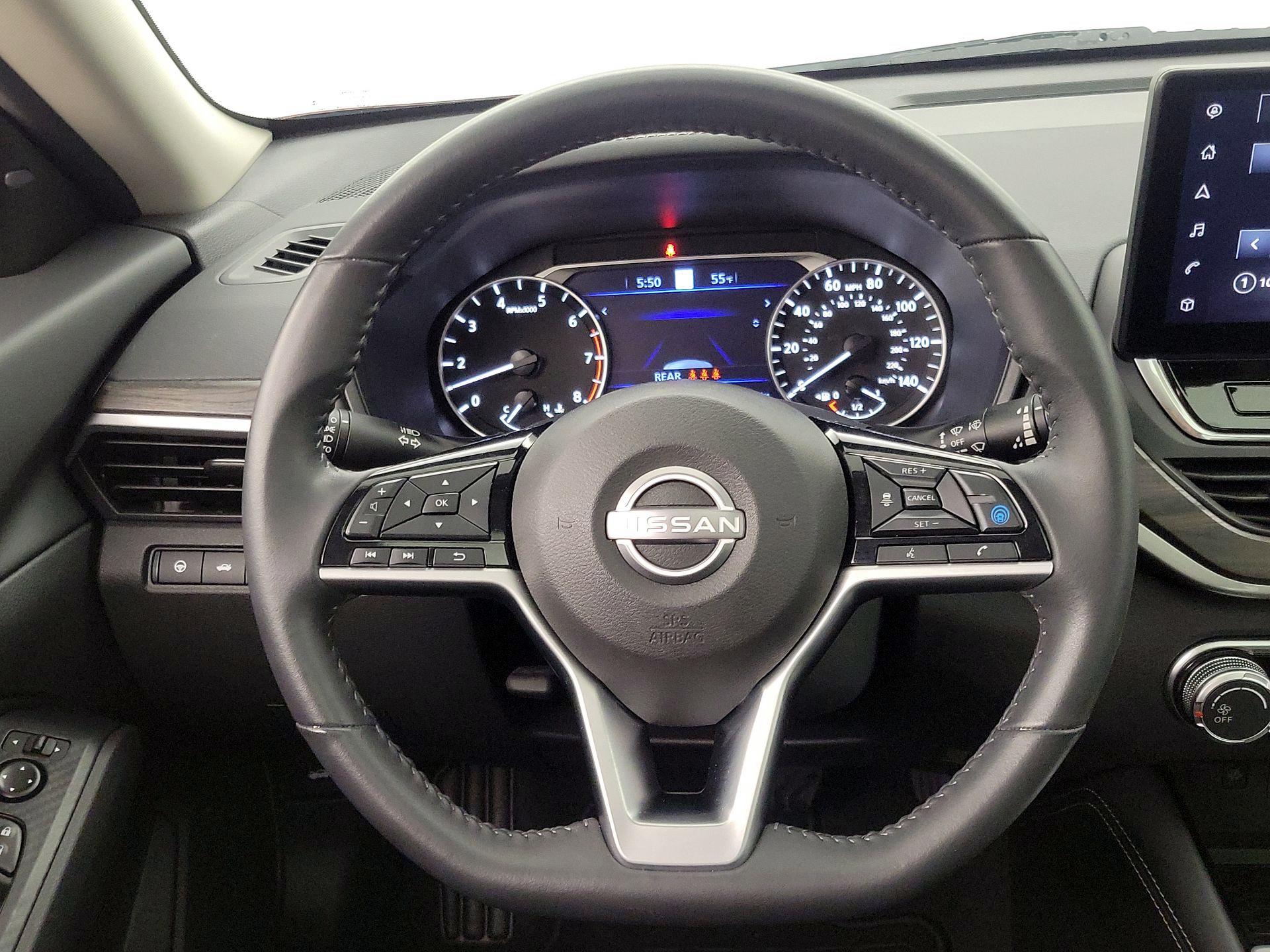 Thumbnail: 2024 Nissan Altima - 10