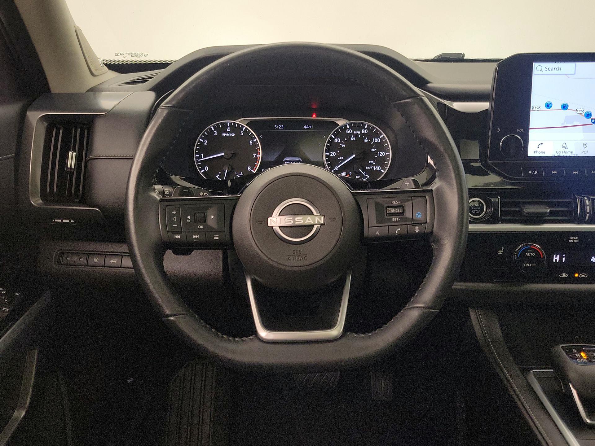 Thumbnail: 2022 Nissan Pathfinder - 10