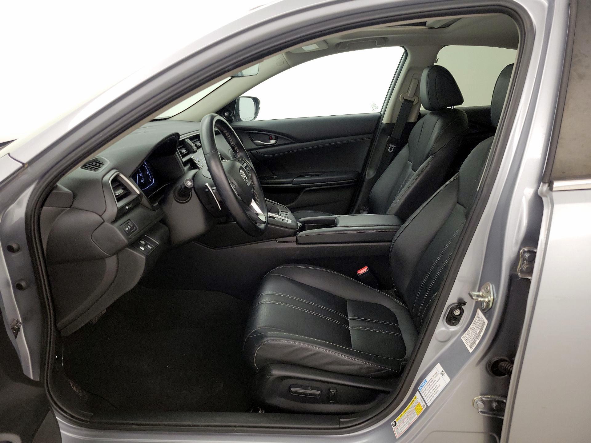 Thumbnail: 2019 Honda Insight - 11