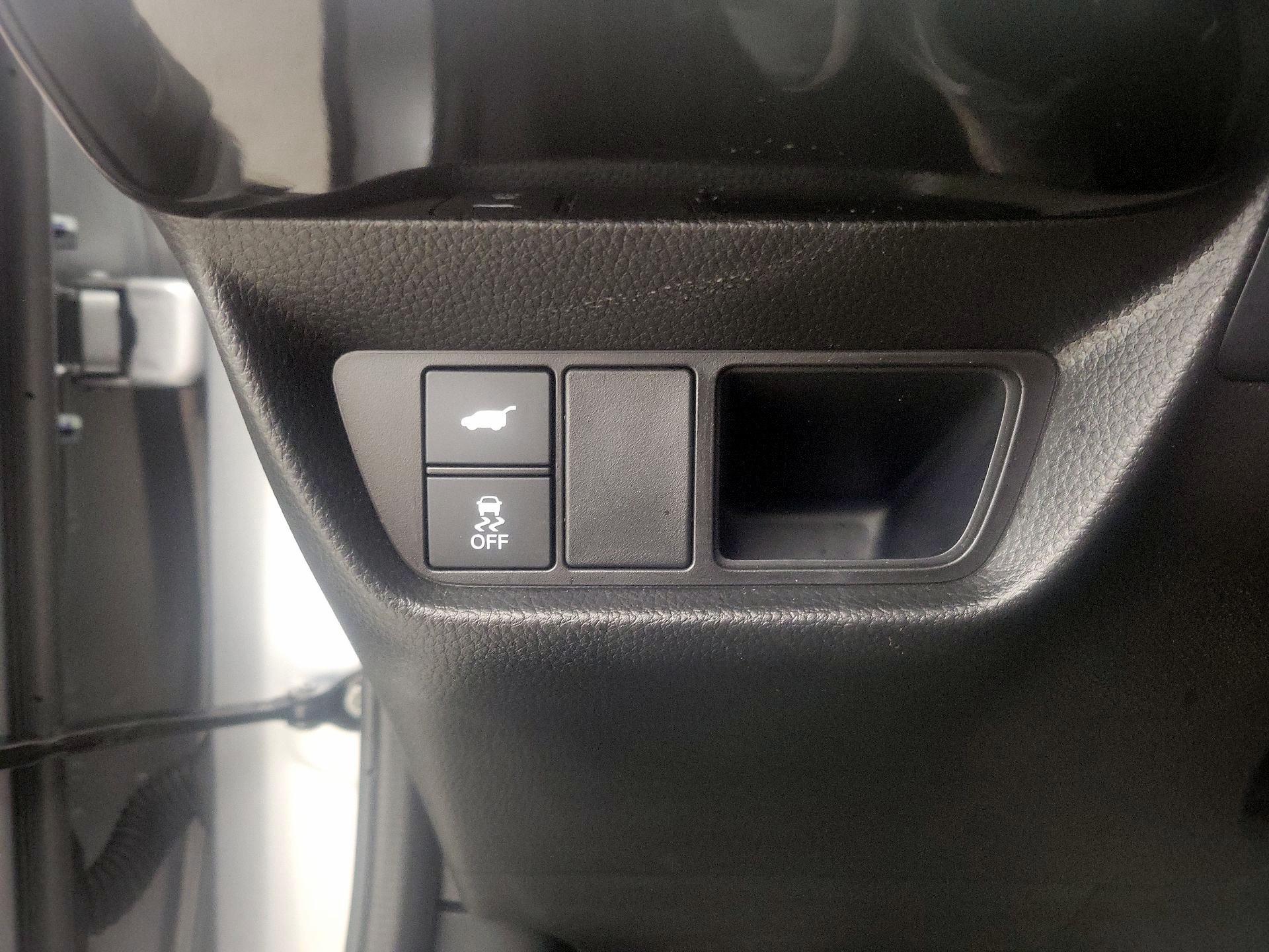 Thumbnail: 2025 Acura ADX - 13