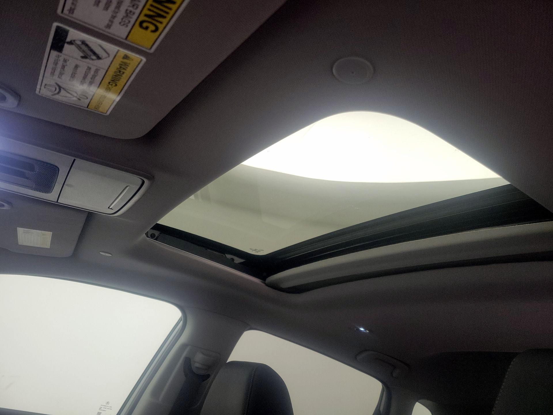 Thumbnail: 2025 Acura ADX - 19