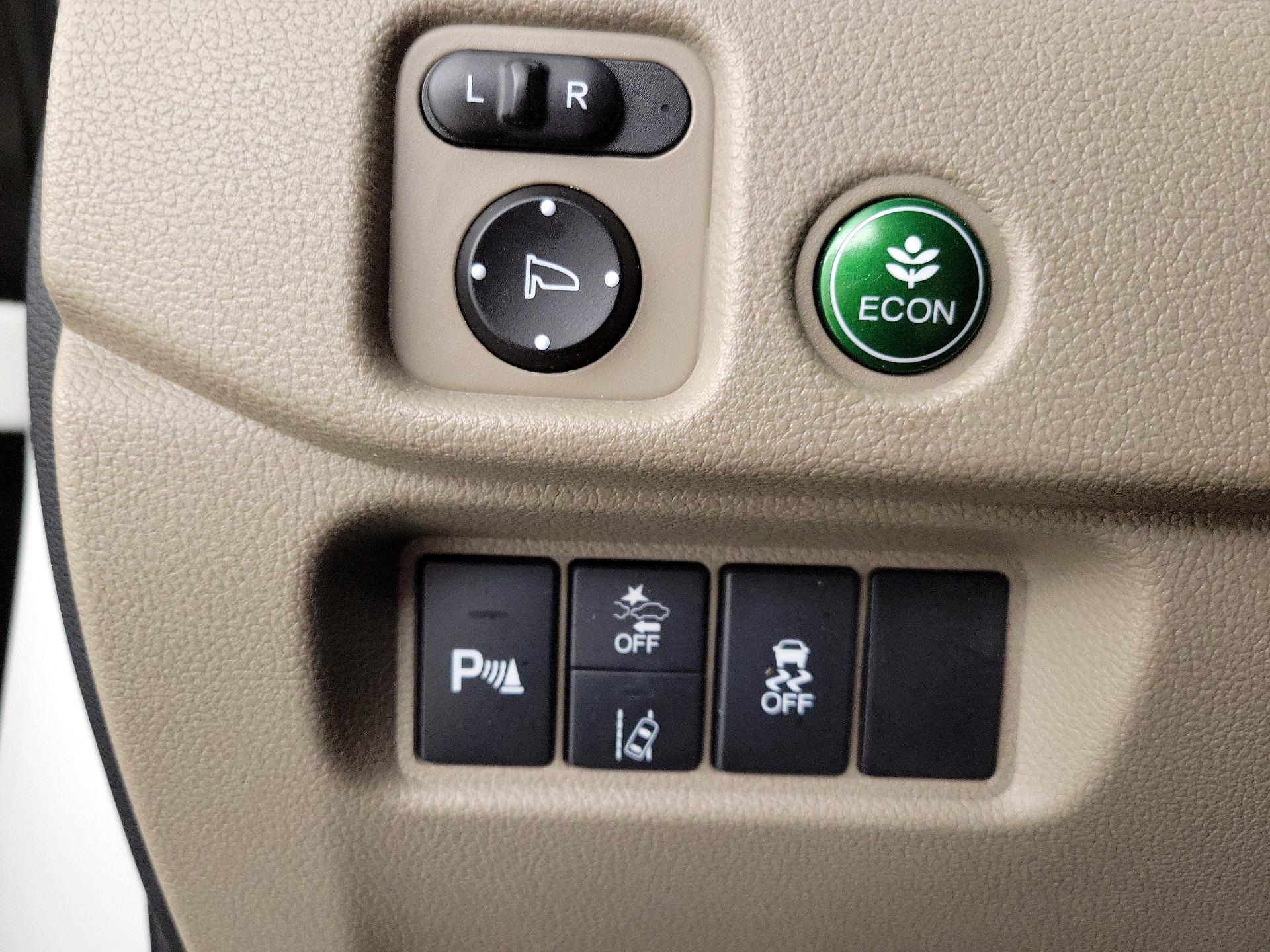 Thumbnail: 2020 Honda Pilot - 13