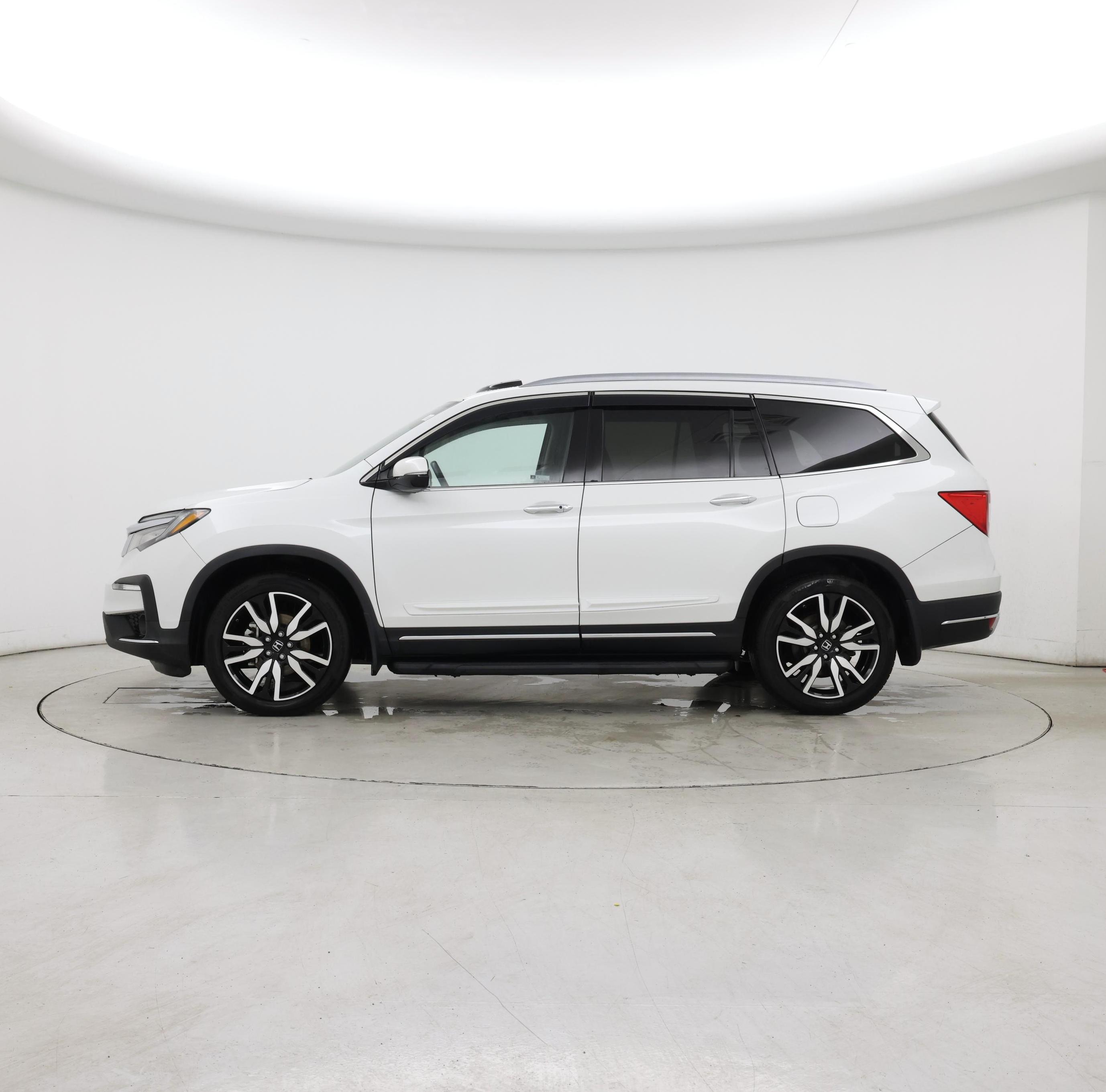 Thumbnail: 2020 Honda Pilot - 3