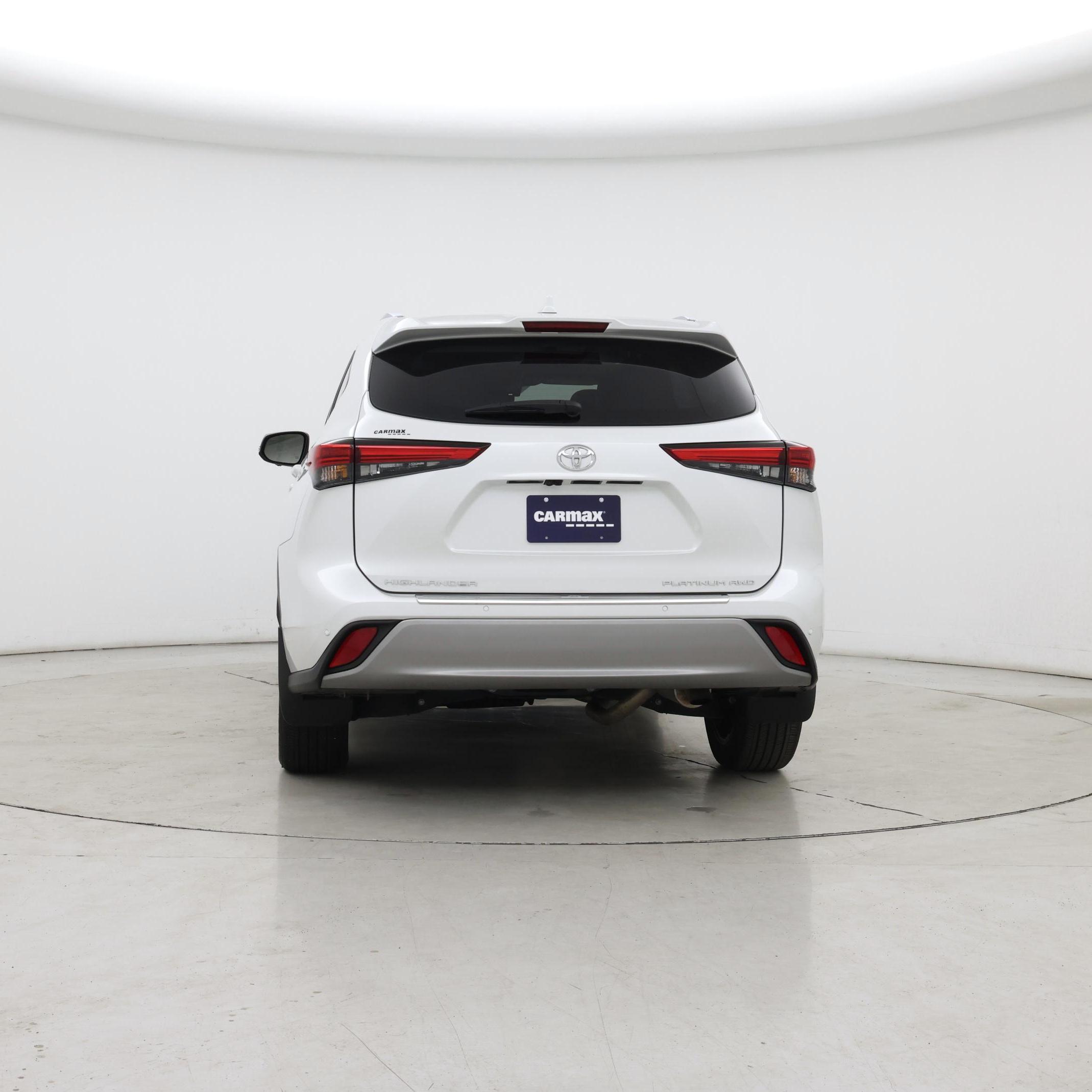 Thumbnail: 2023 Toyota Highlander - 6