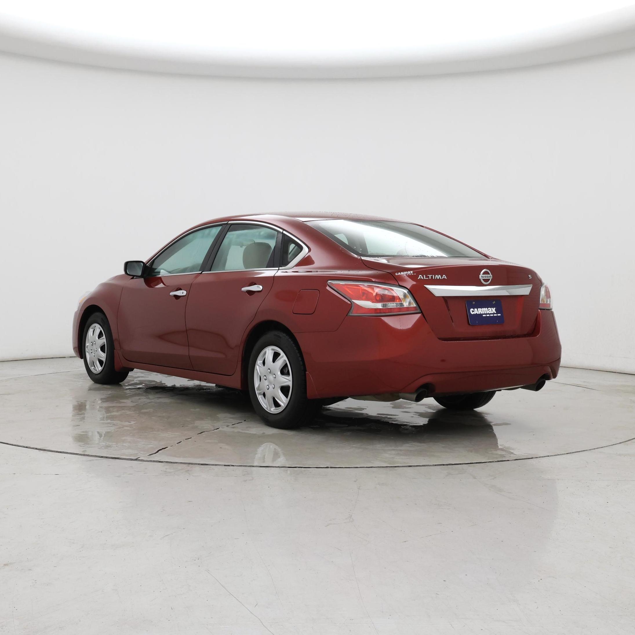 Thumbnail: 2015 Nissan Altima - 2