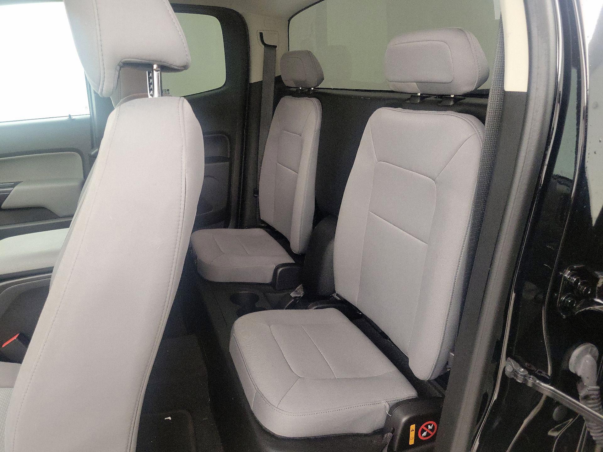 Thumbnail: 2021 Chevrolet Colorado - 19