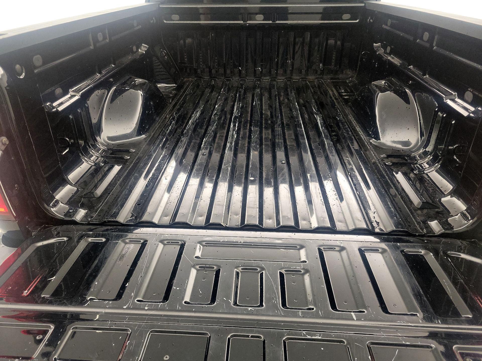 Thumbnail: 2021 Chevrolet Colorado - 20