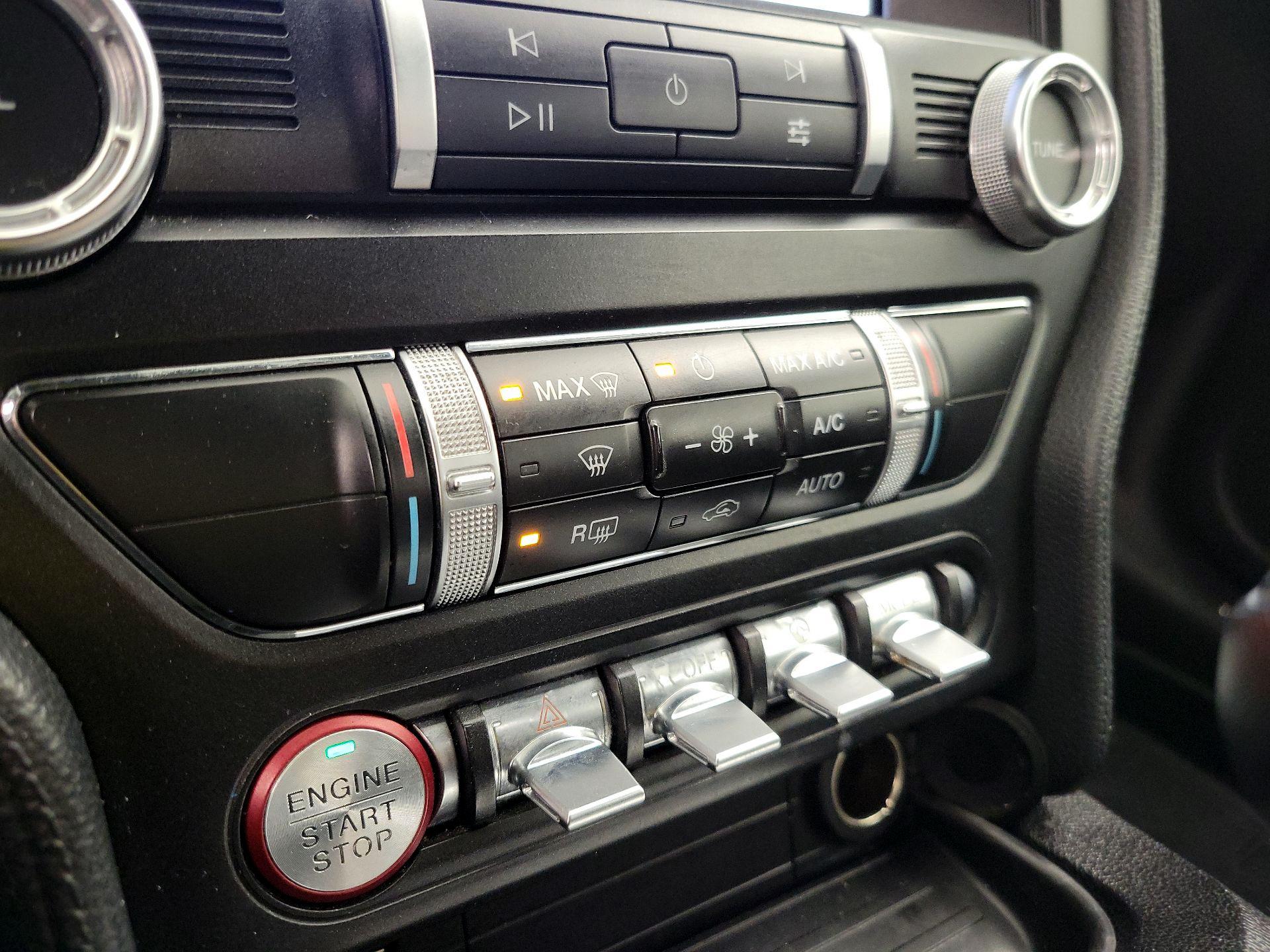 Thumbnail: 2019 Ford Mustang - 17