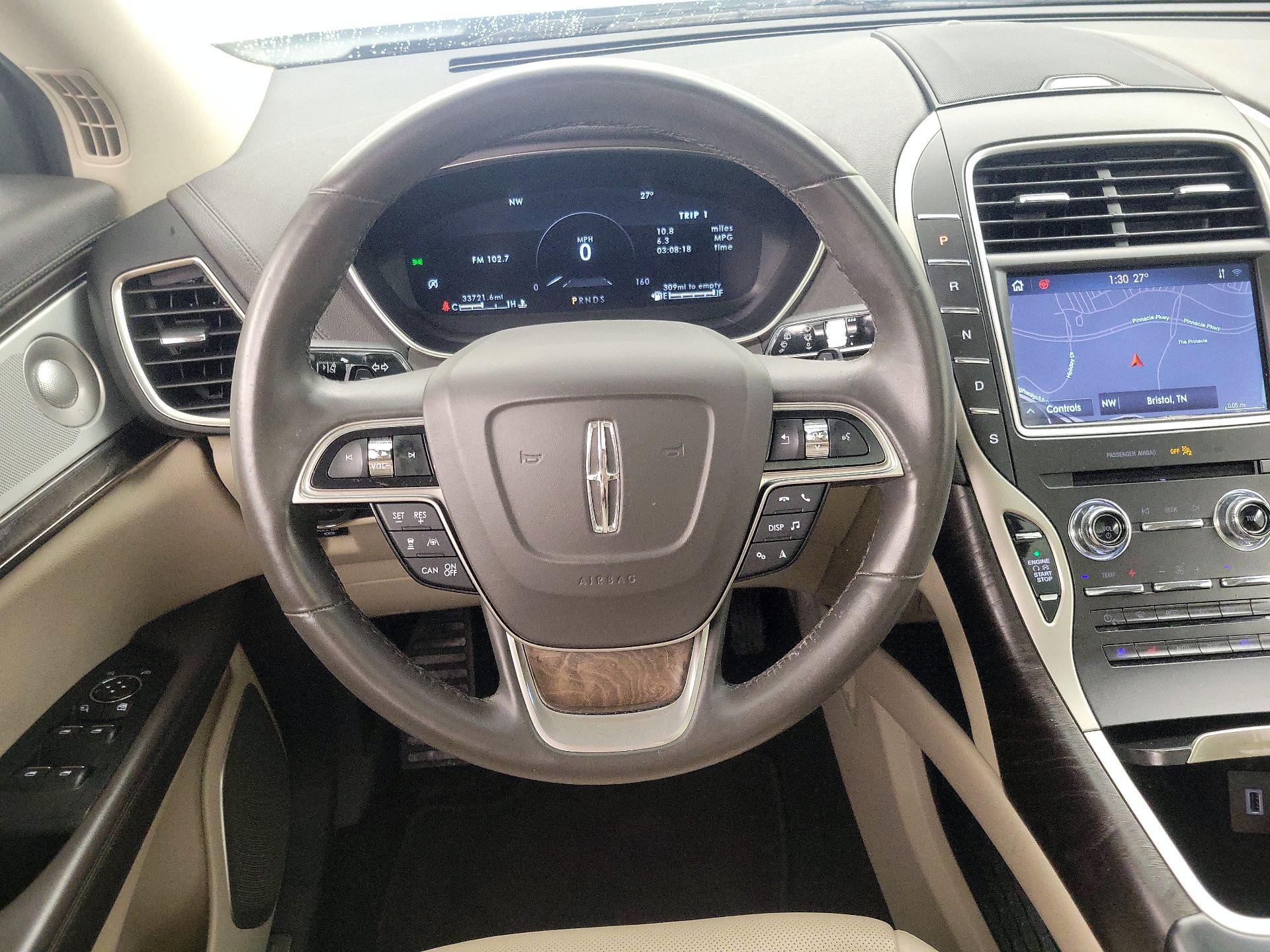 Thumbnail: 2020 Lincoln Nautilus - 10