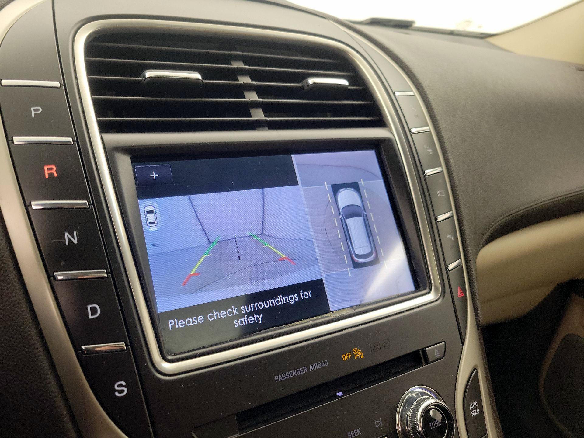 Thumbnail: 2020 Lincoln Nautilus - 15