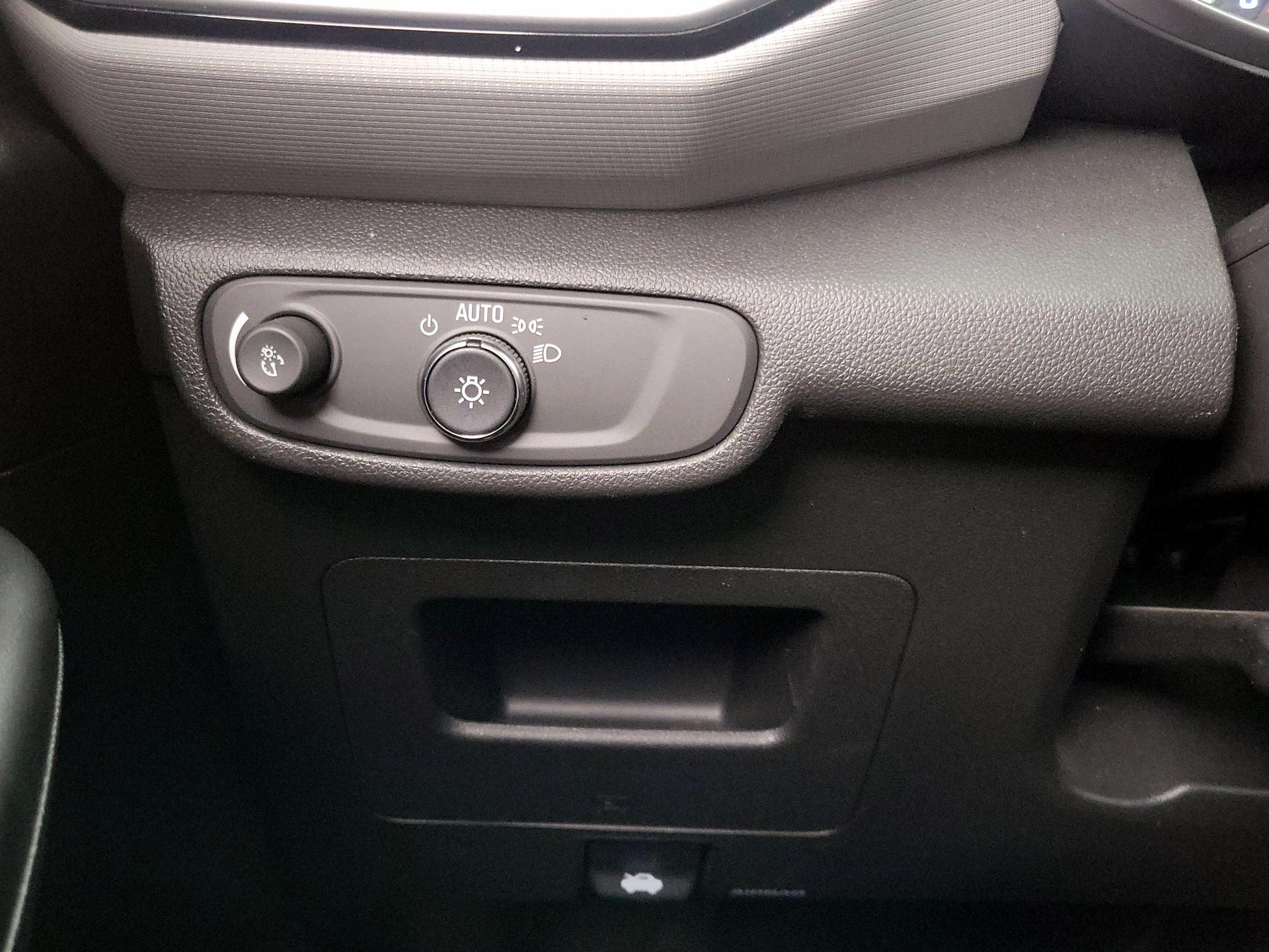 Thumbnail: 2022 Chevrolet TrailBlazer - 13