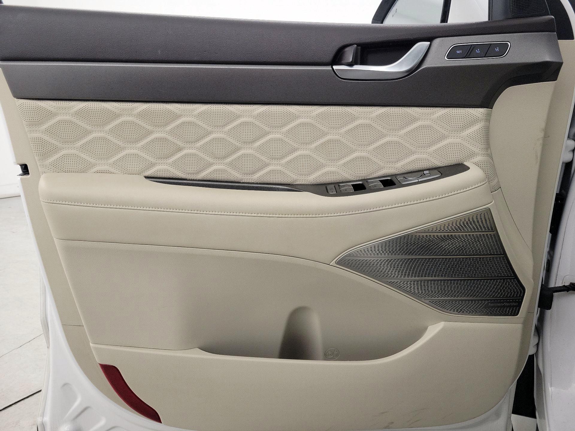 Thumbnail: 2021 Hyundai Palisade - 12