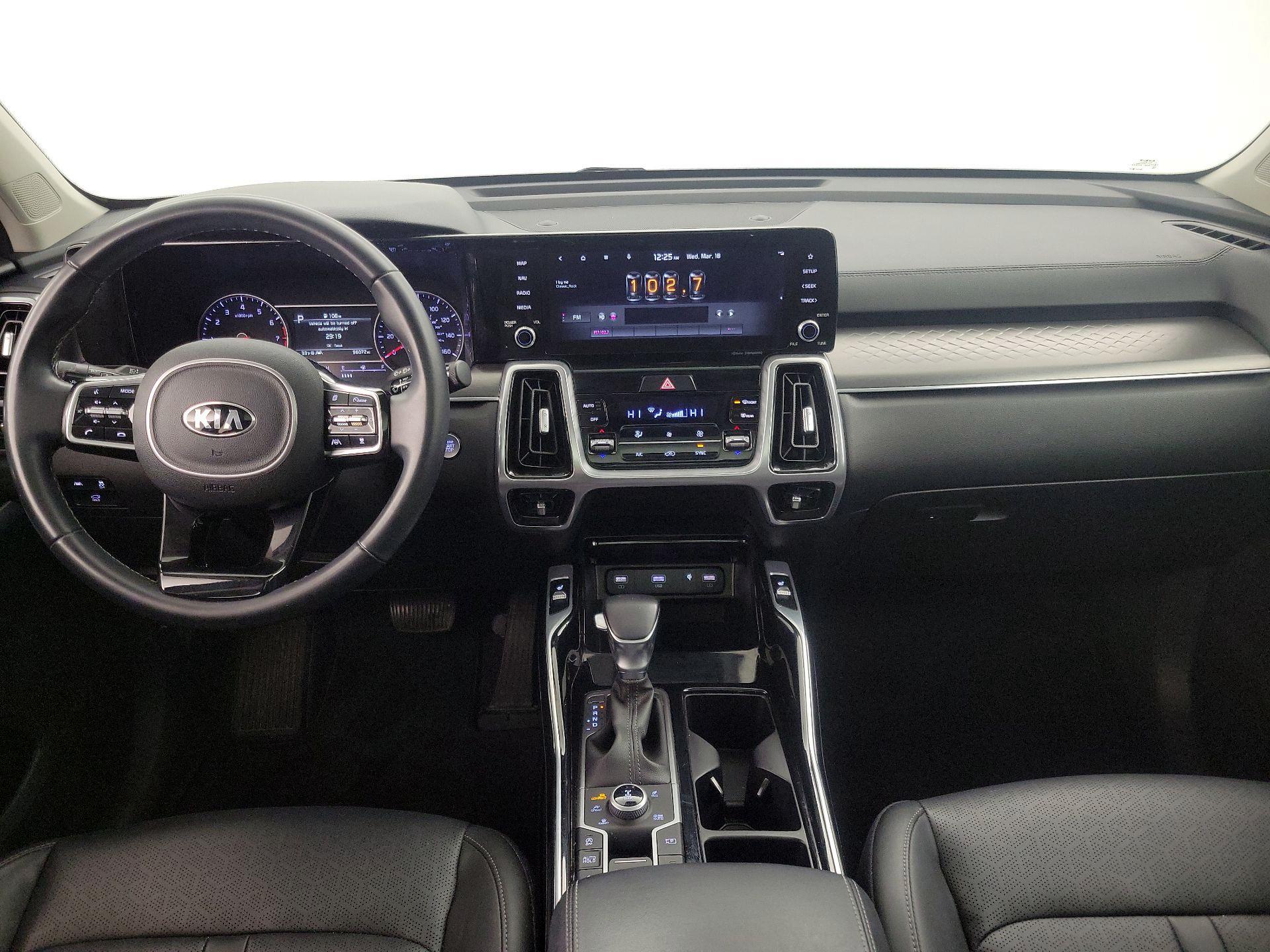 Thumbnail: 2021 Kia Sorento - 9