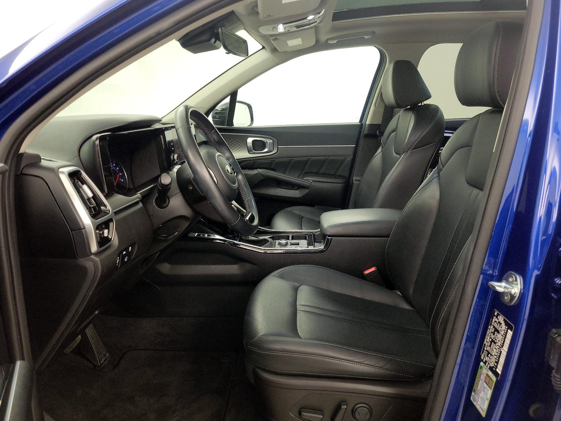 Thumbnail: 2021 Kia Sorento - 11