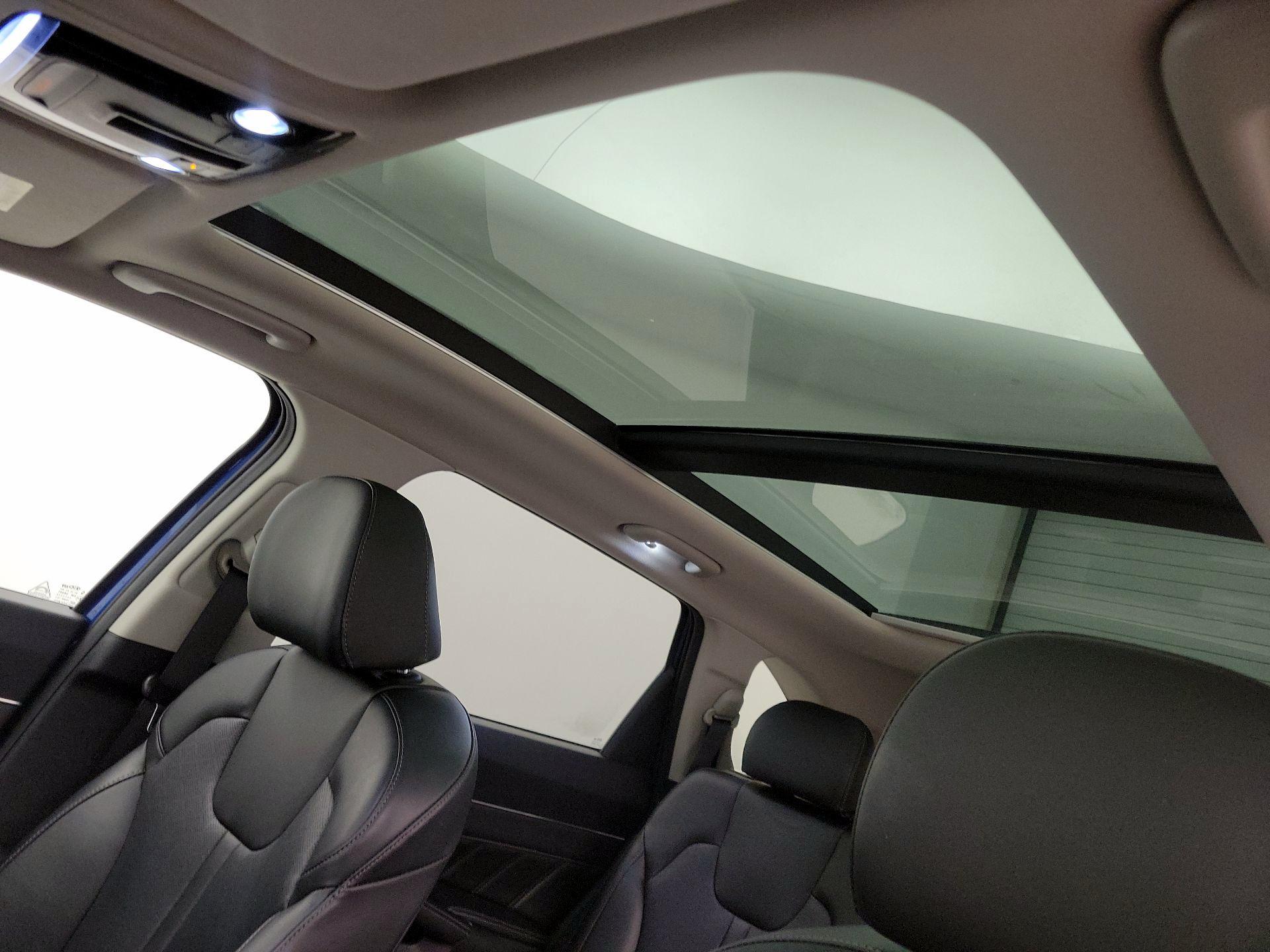 Thumbnail: 2021 Kia Sorento - 20