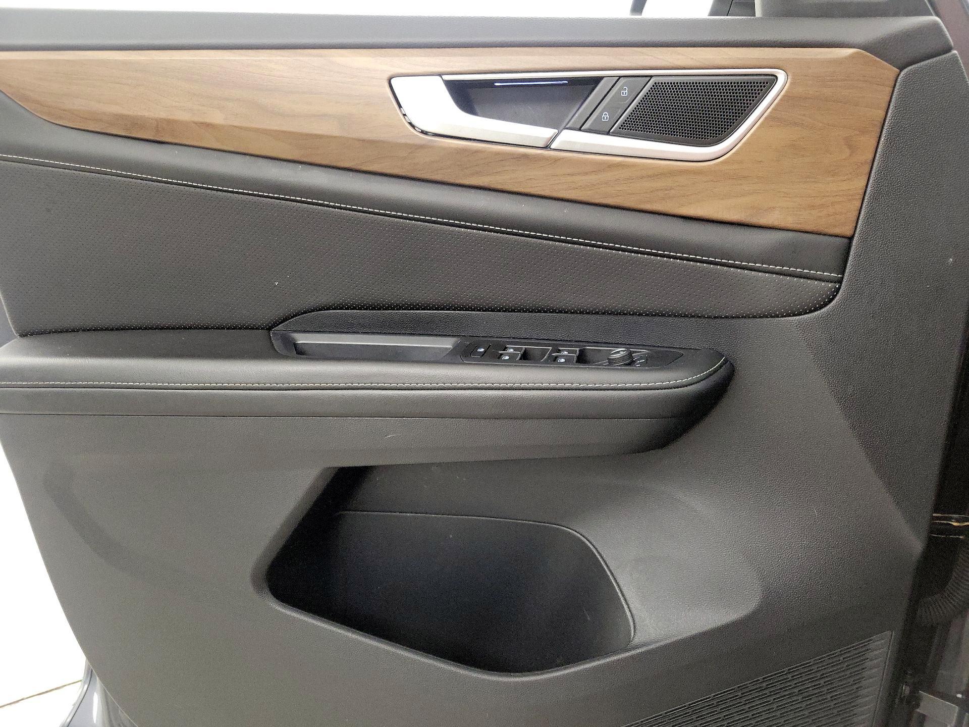 Thumbnail: 2024 Volkswagen Atlas - 12