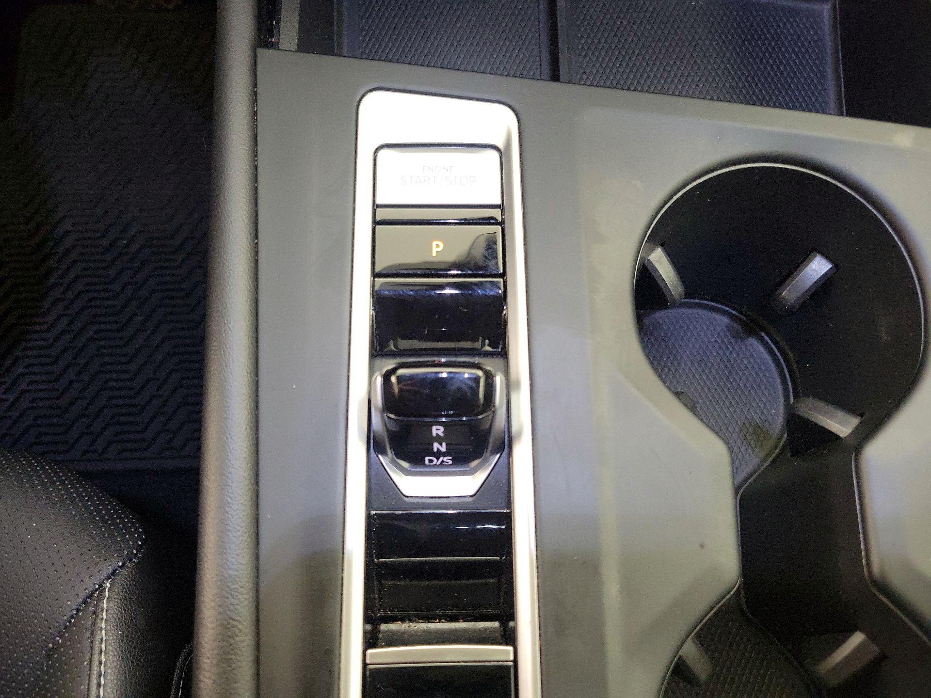 Thumbnail: 2024 Volkswagen Atlas - 17