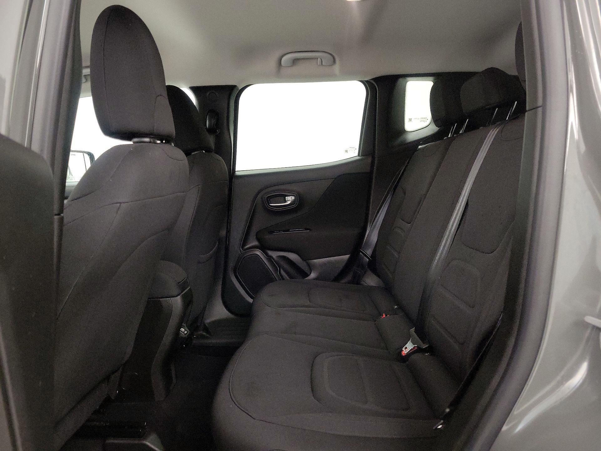 Thumbnail: 2021 Jeep Renegade - 19