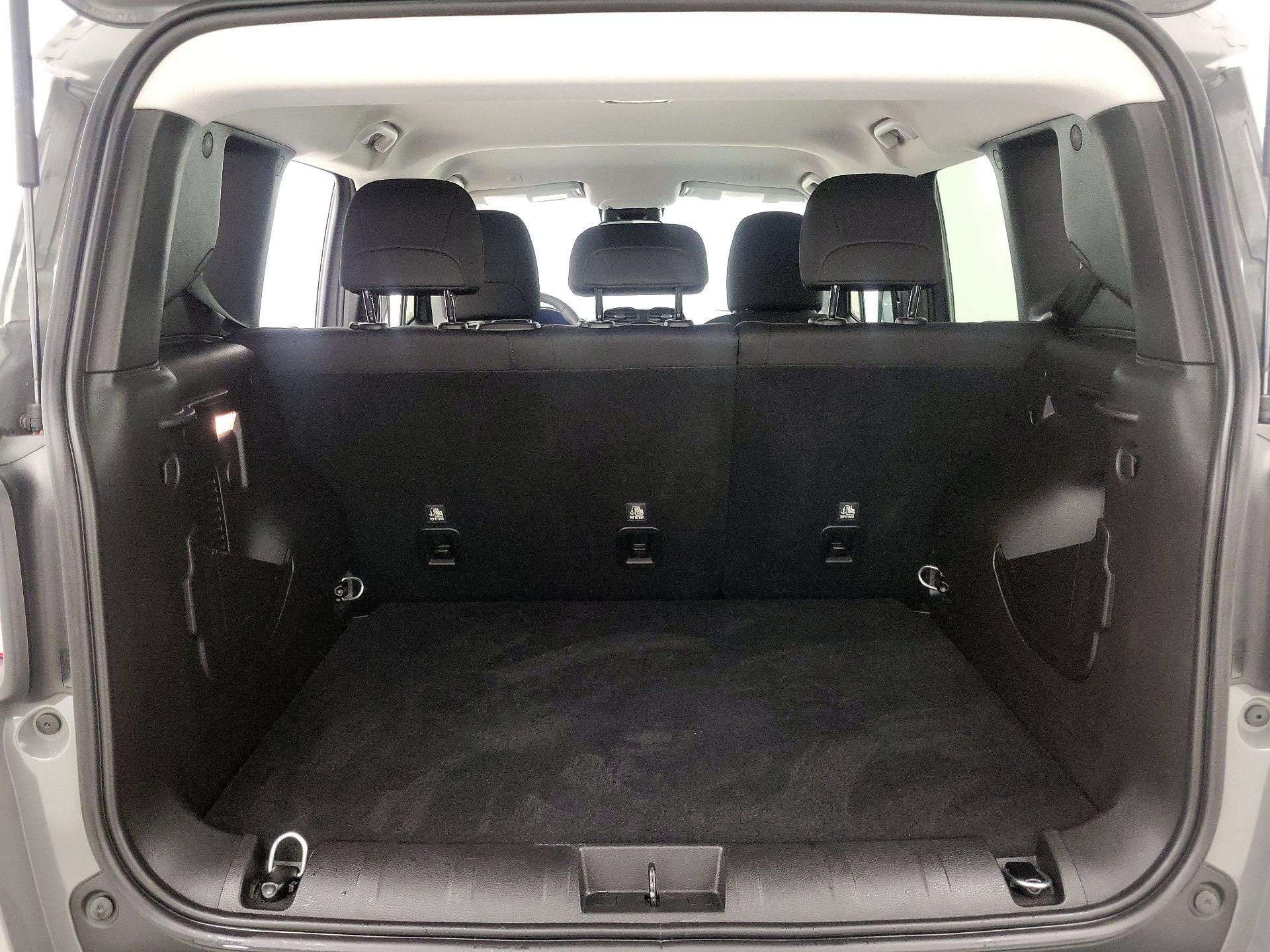 Thumbnail: 2021 Jeep Renegade - 20