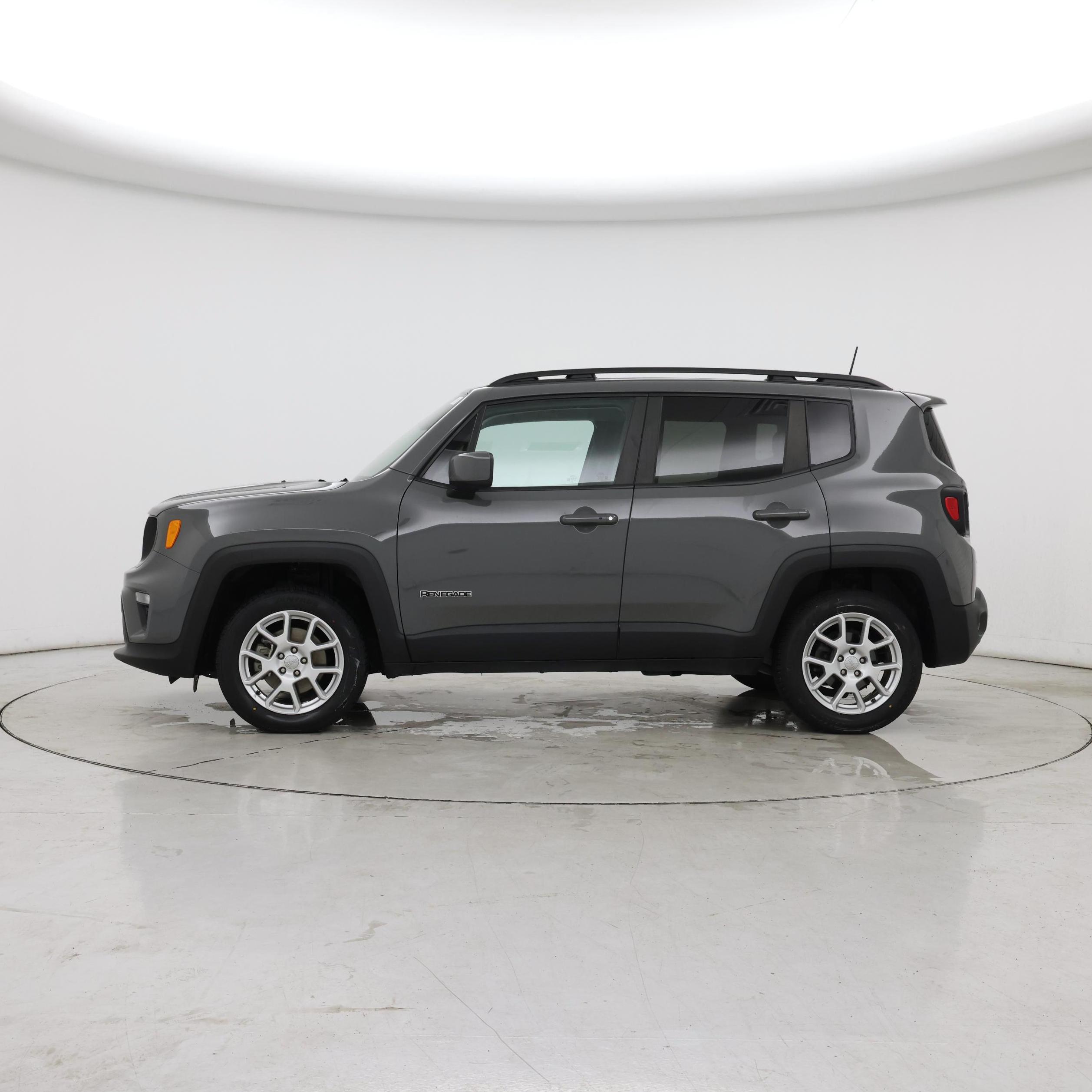 Thumbnail: 2021 Jeep Renegade - 3