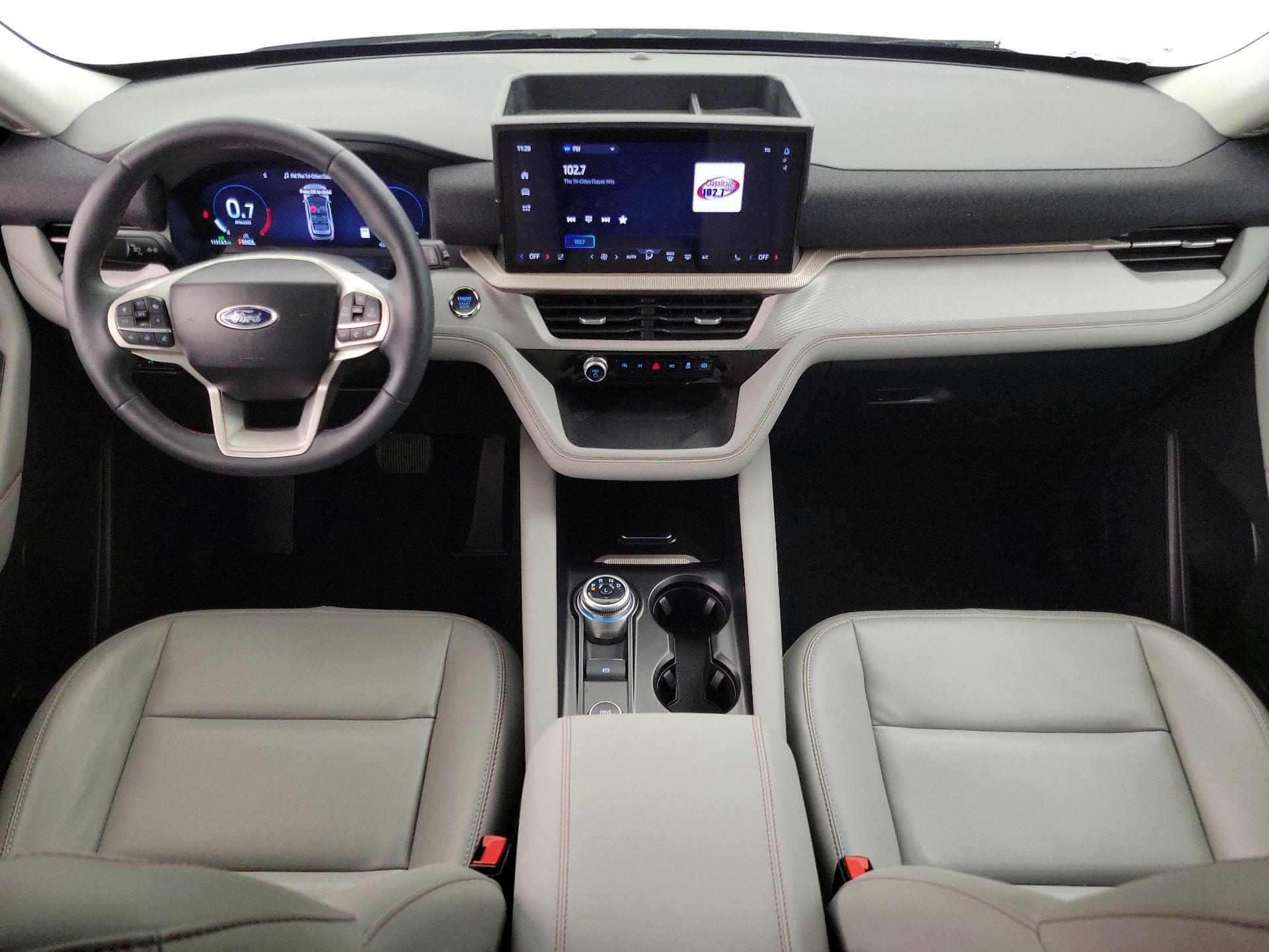 Thumbnail: 2025 Ford Explorer - 9