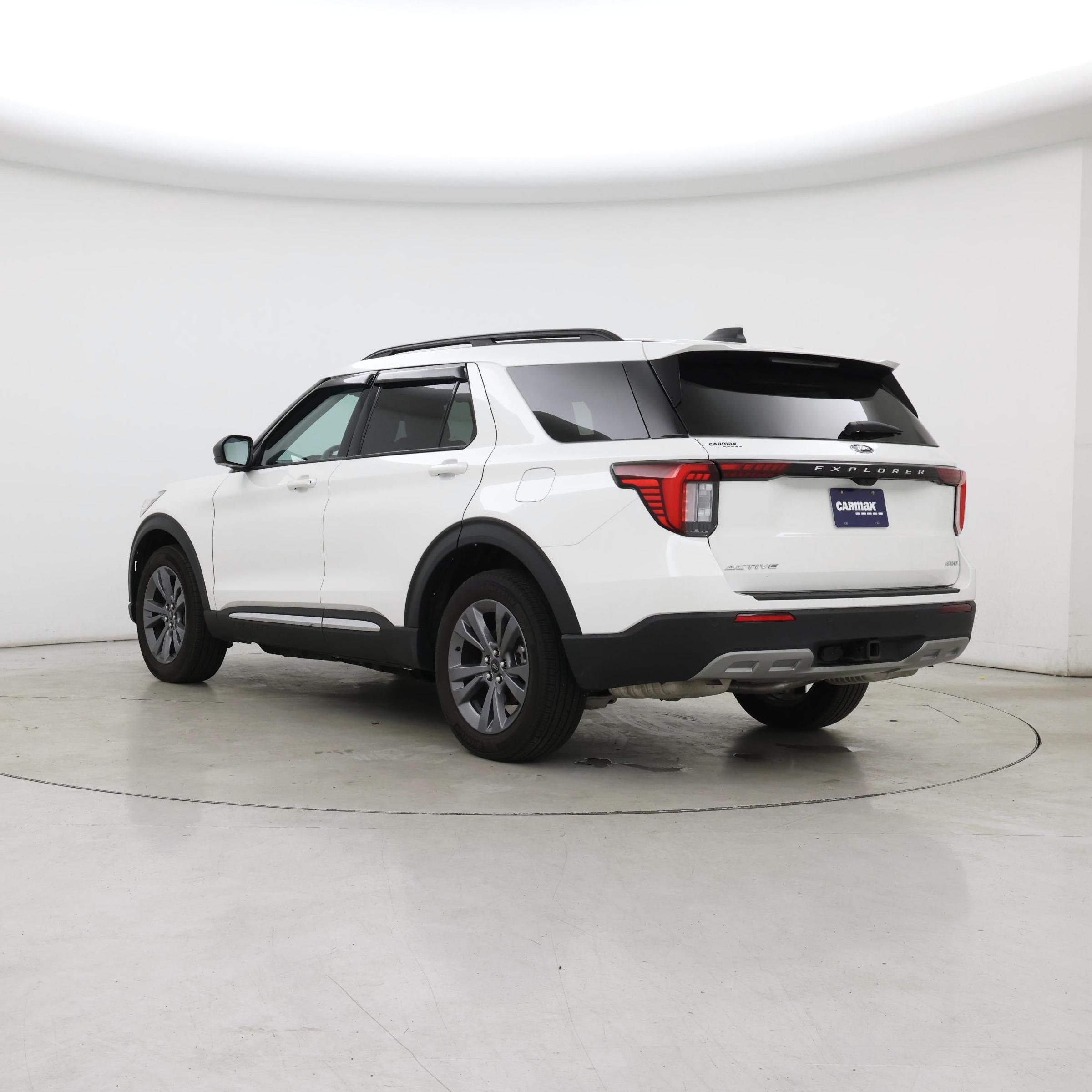 Thumbnail: 2025 Ford Explorer - 2