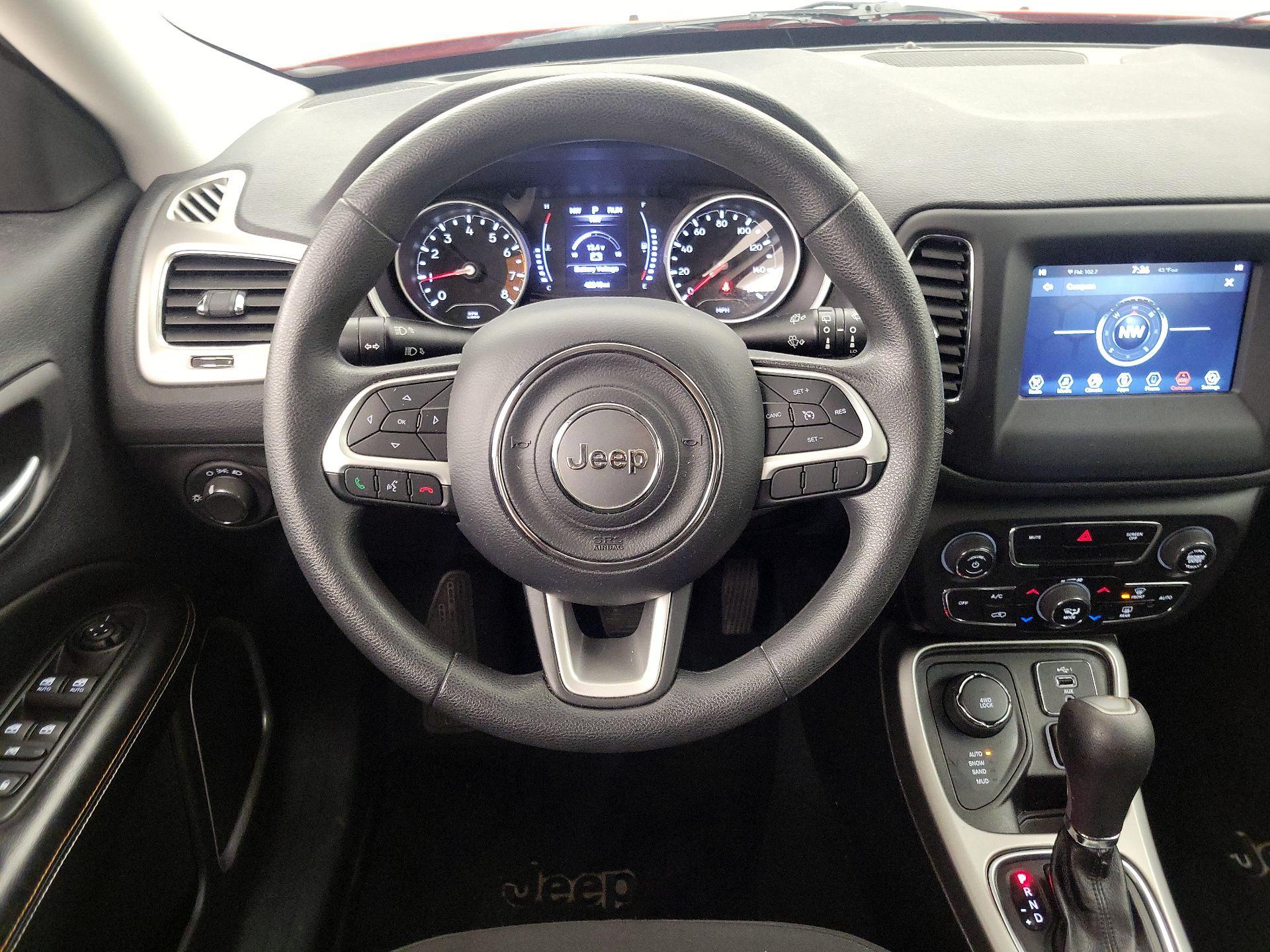 Thumbnail: 2019 Jeep Compass - 10