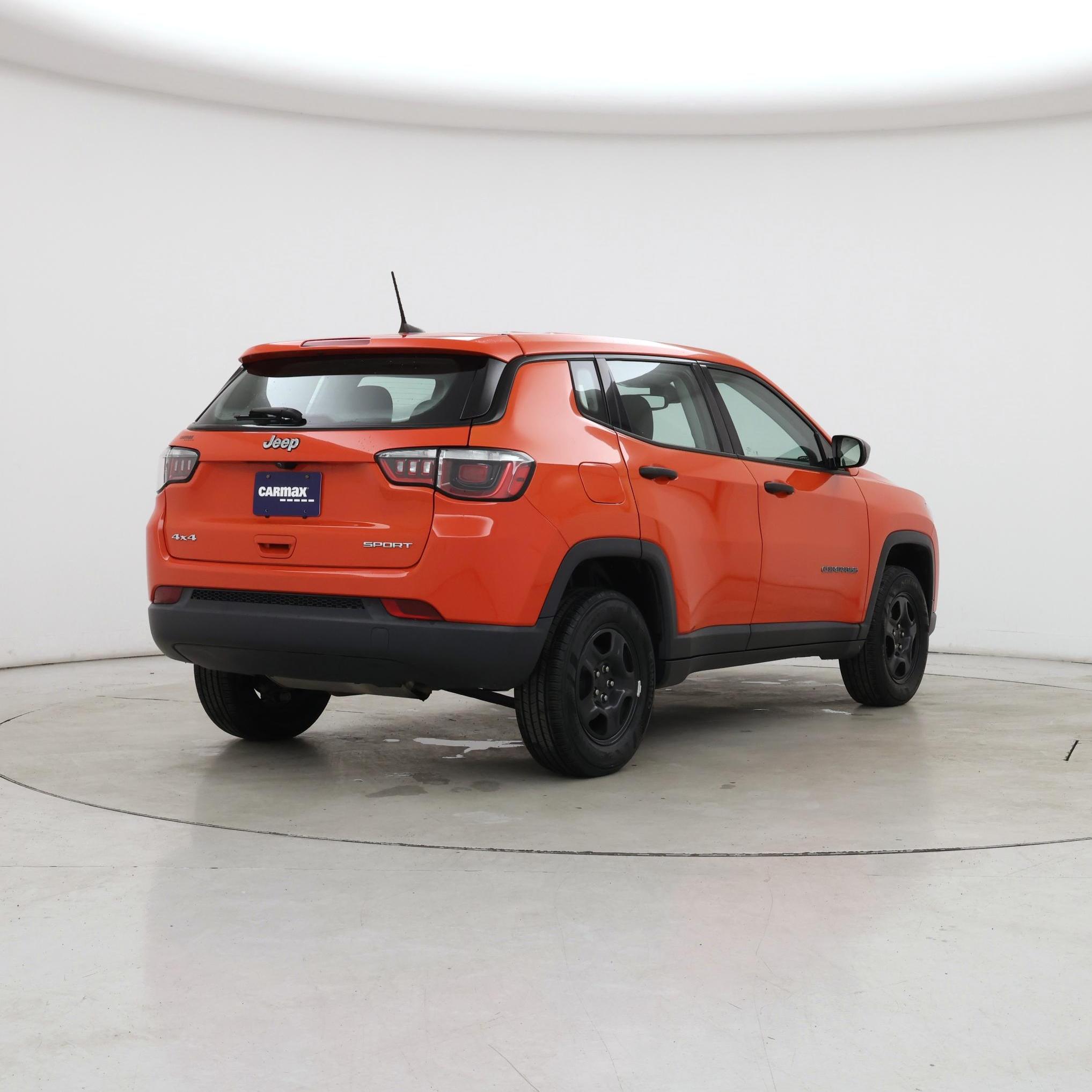 Thumbnail: 2019 Jeep Compass - 8