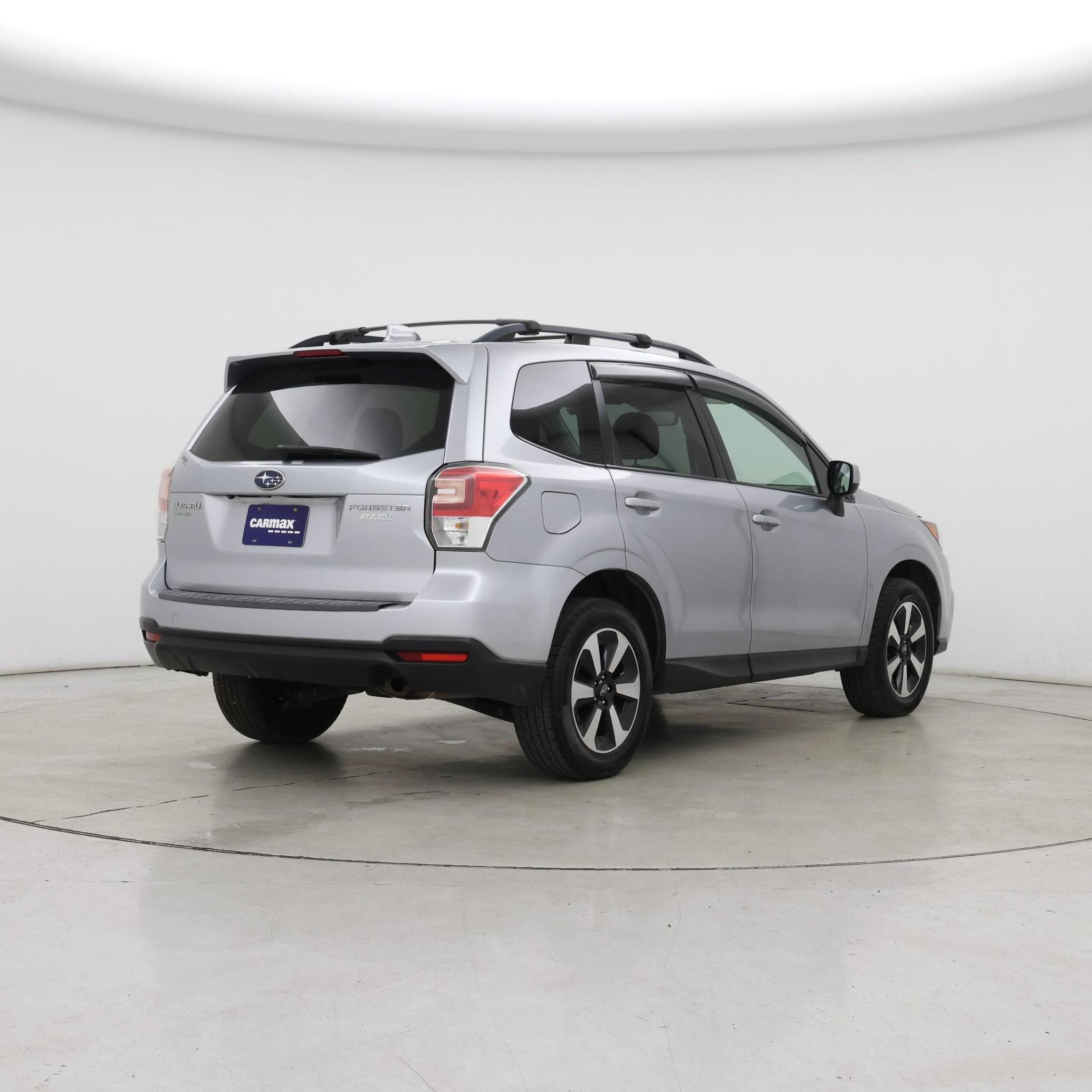 Thumbnail: 2017 Subaru Forester - 8