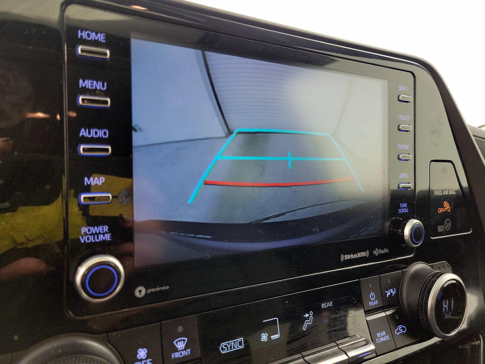 Thumbnail: 2022 Toyota Highlander - 14